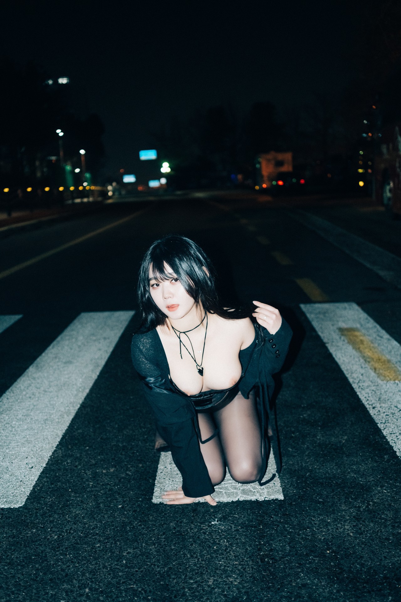 ZIA.Kwon 권지아, [Loozy] XXX At Night Road Set.01(15)