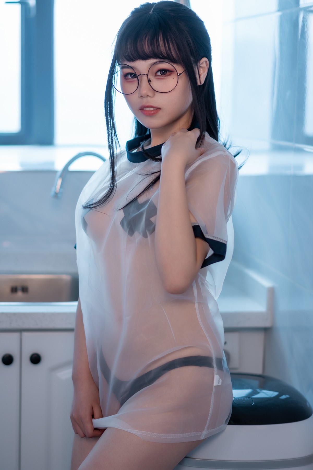 Cosplay 七月喵子 喝酸奶的眼镜娘(19)