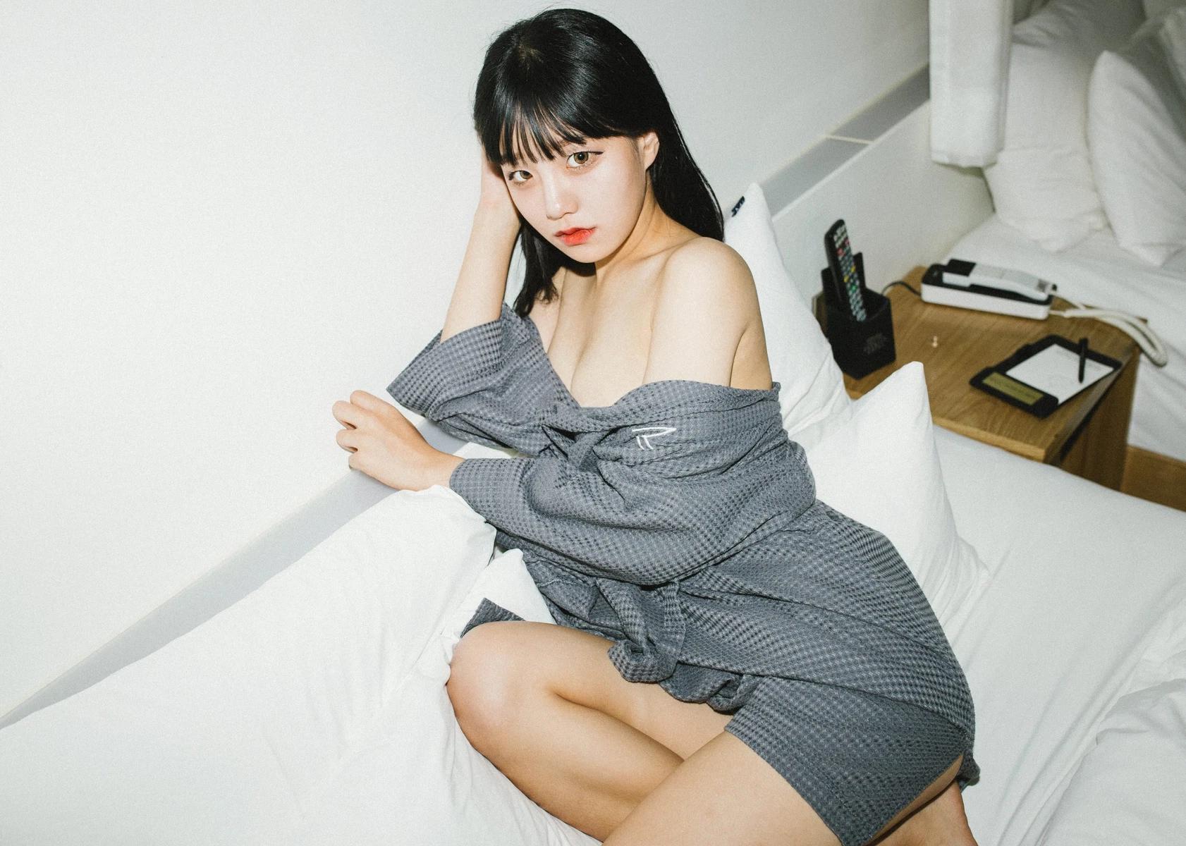 Jeong Jenny 정제니, [Moon Night Snap] The First Set.01(6)