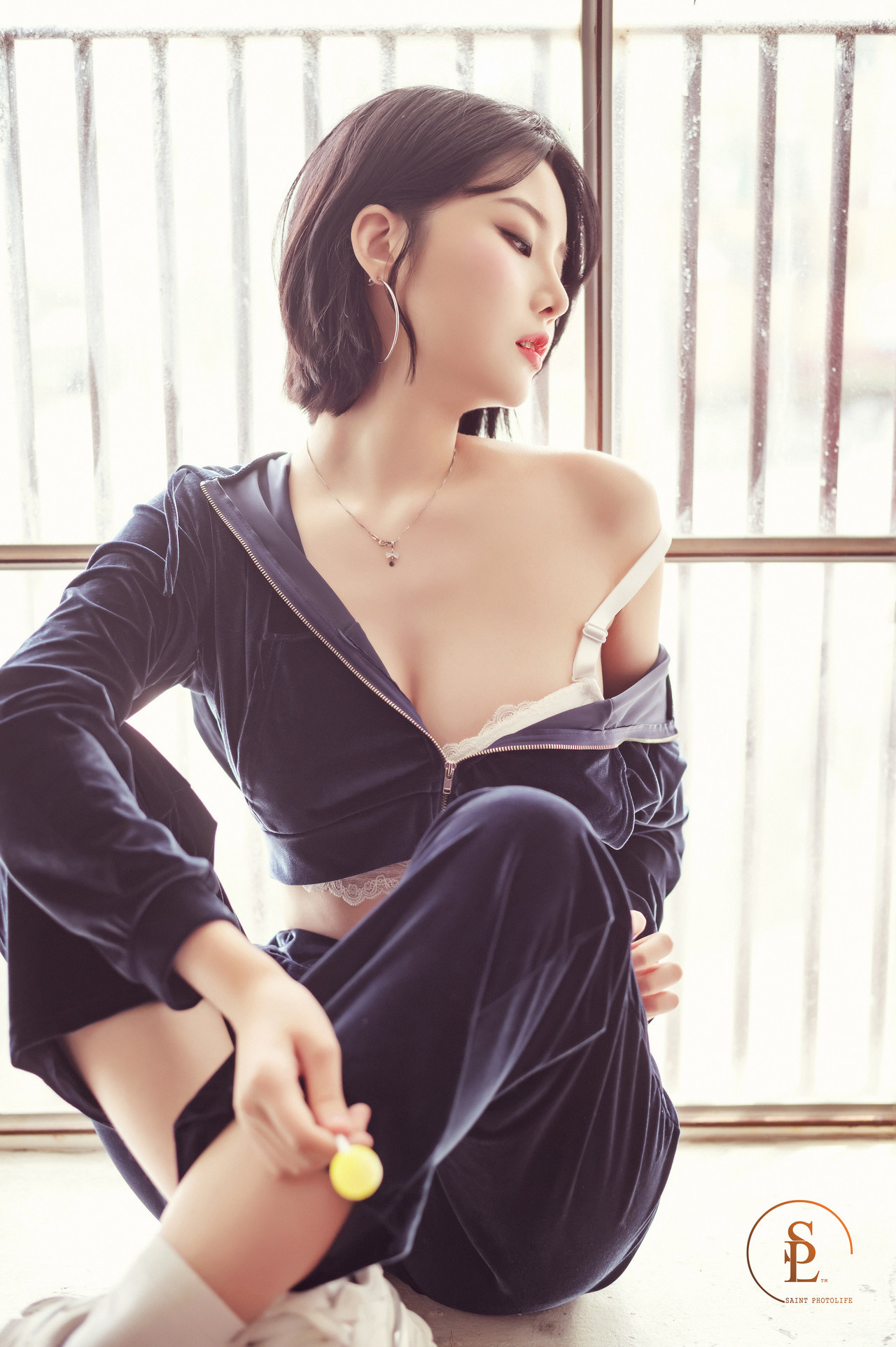 Yuna 유나, [SAINT Photolife] Yuna&#8217;s Wild &#8211; Set.02(4)