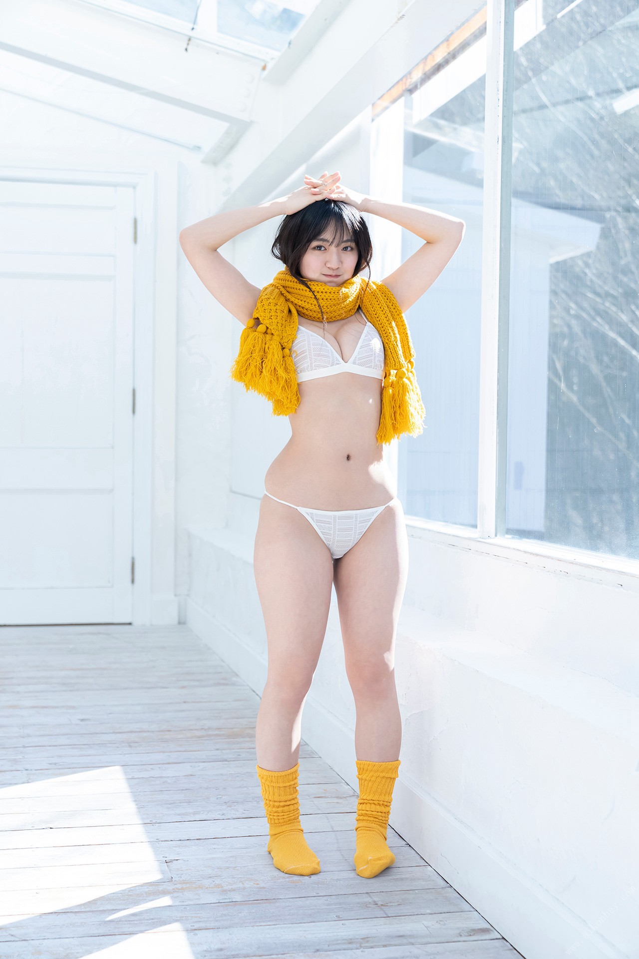 Runa Toyoda 豊田ルナ, Platinum FLASHデジタル写真集 SNOW WHITE Set.01(15)