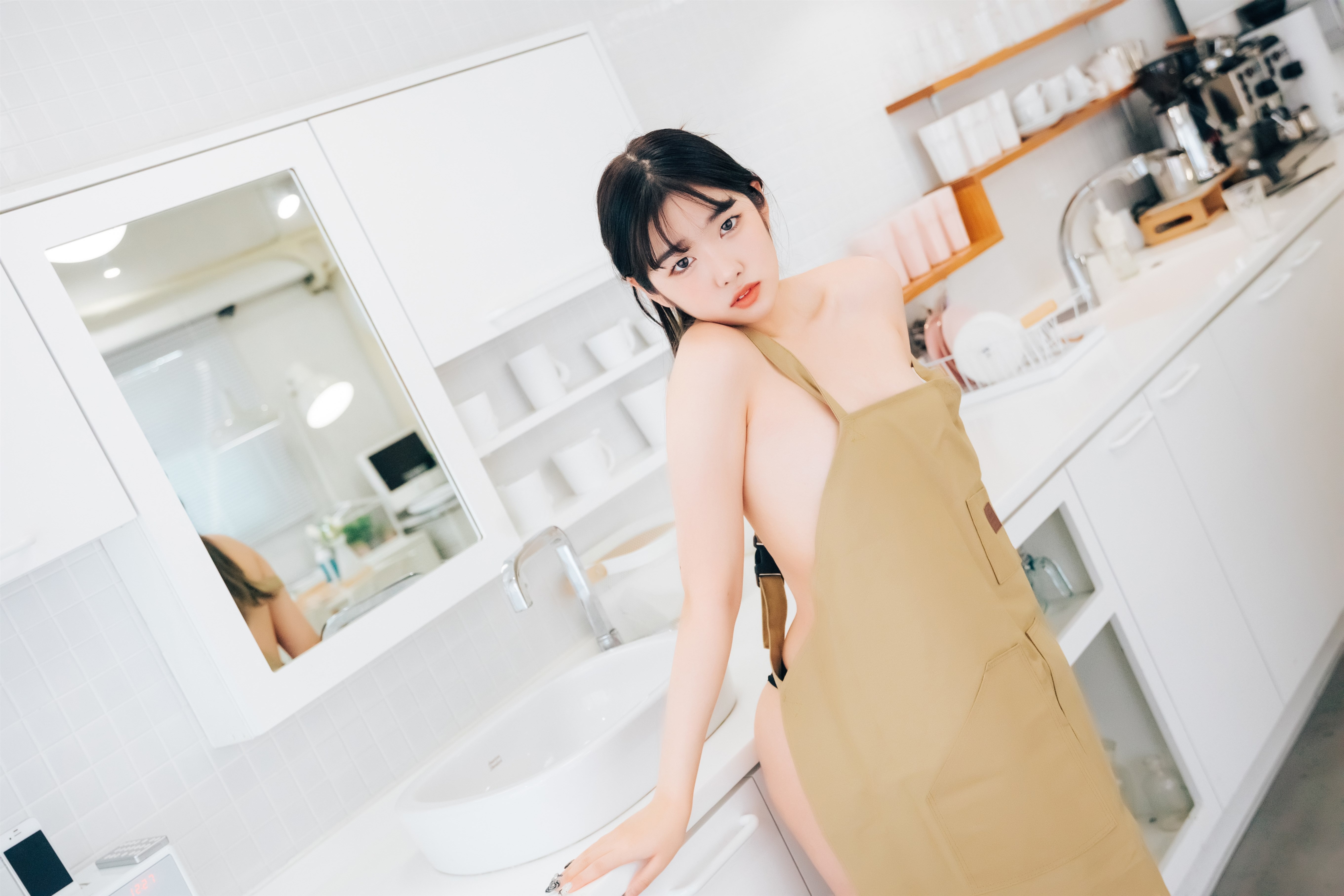 Sonson Nude Apron(39)