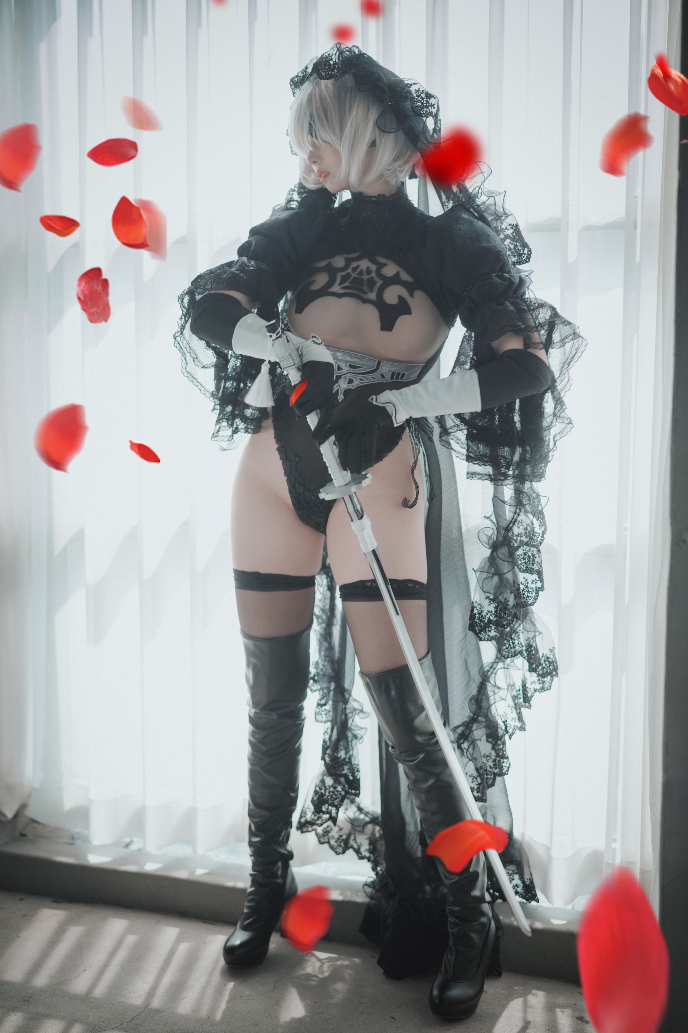 DJAWA Photo - Bambi (밤비) - La Rose NoirE 2B-2(20)