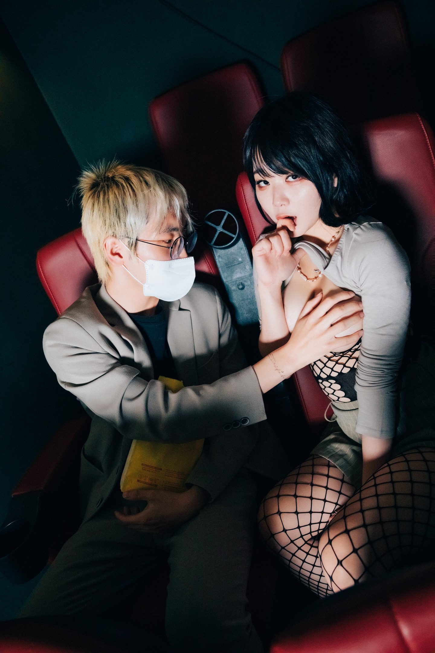 [LOOZY] Zia – xxx in the theater S.Ver(69)