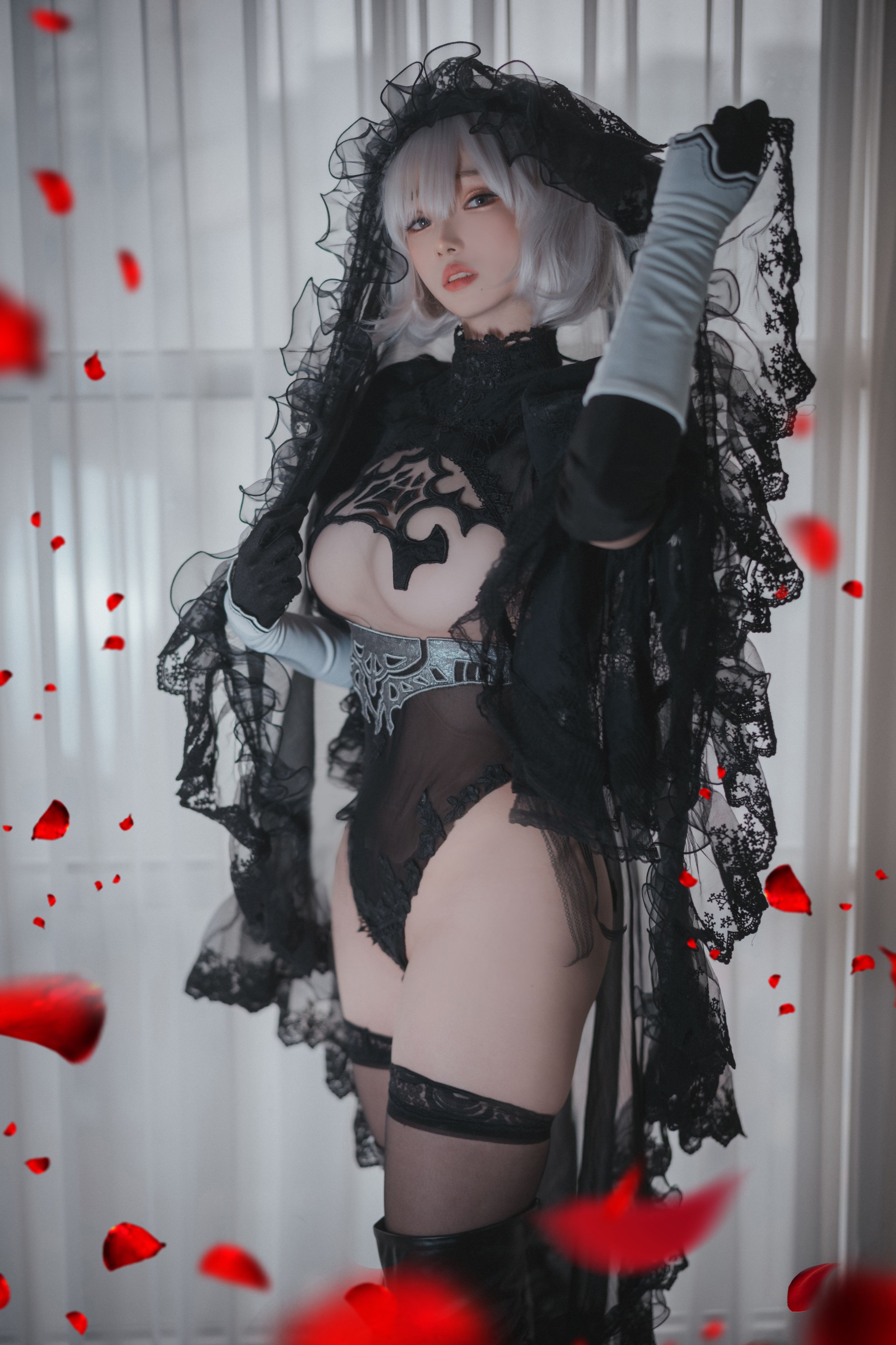 DJAWA Photo - Bambi (밤비) - La Rose NoirE 2B-2(18)