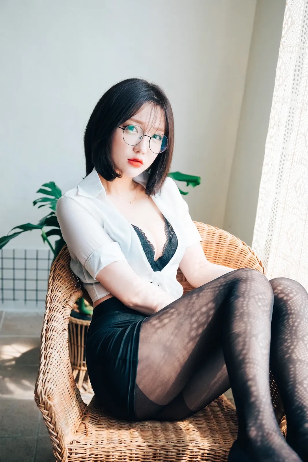 Son Yeeun 손예은, [LOOZY] Officegirl&#8217;s Vacation Vol.01