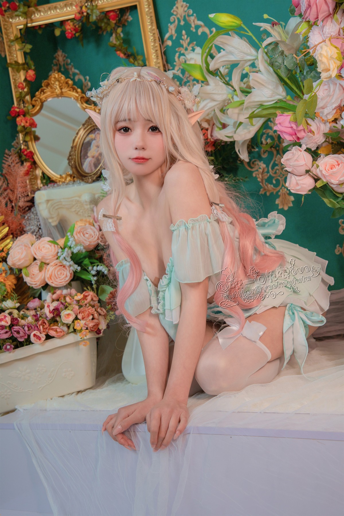 Cosplay 咬一口兔娘 豌豆公主的秘密花房(23)