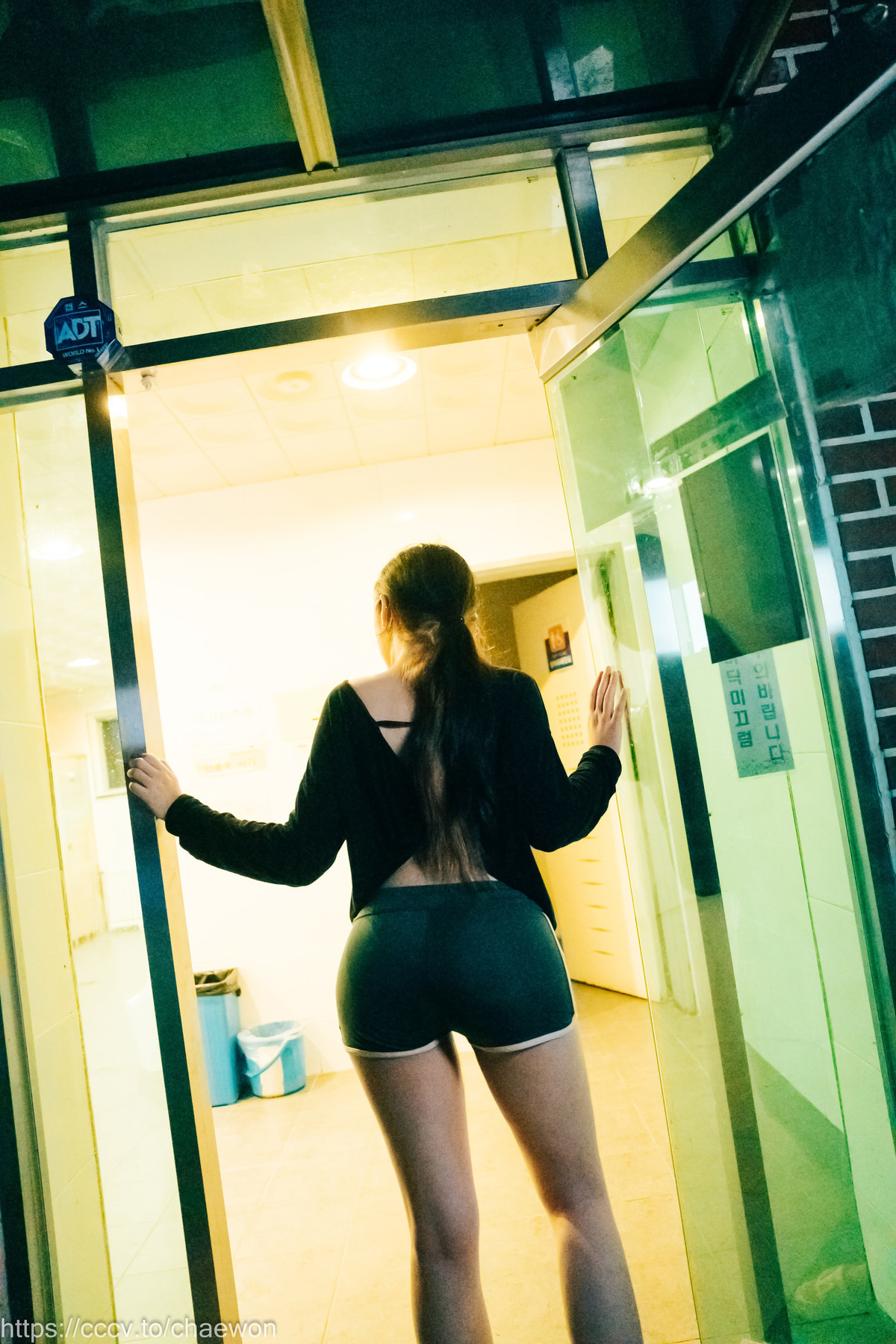 Sonson 손손, [Loozy] Public Toilet Set.02(3)