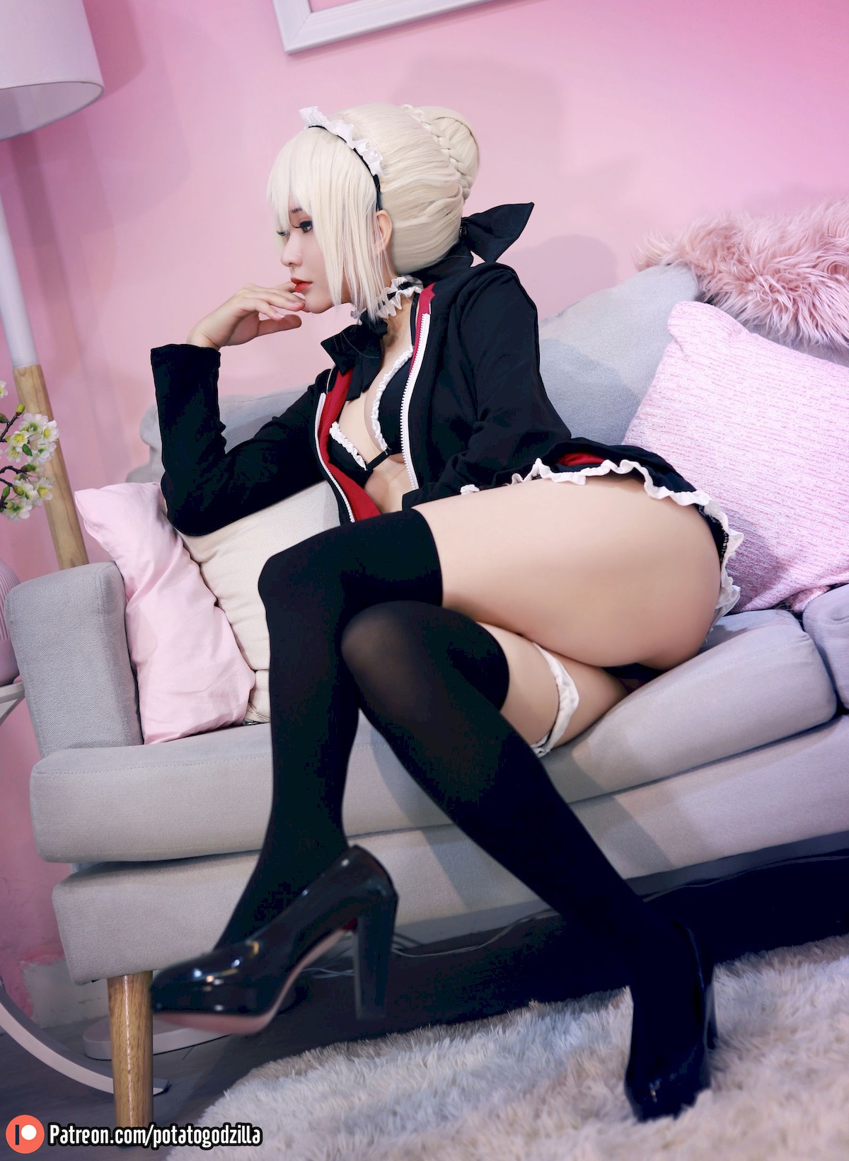 Potato Godzilla Cosplay セイバーオルタ メイド Ver.(13)