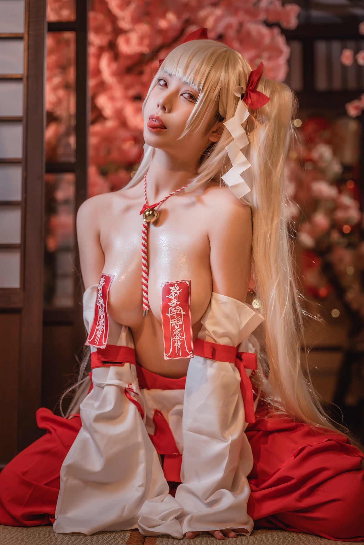 蜜汁猫裘 Cosplay 可畏巫女(26)