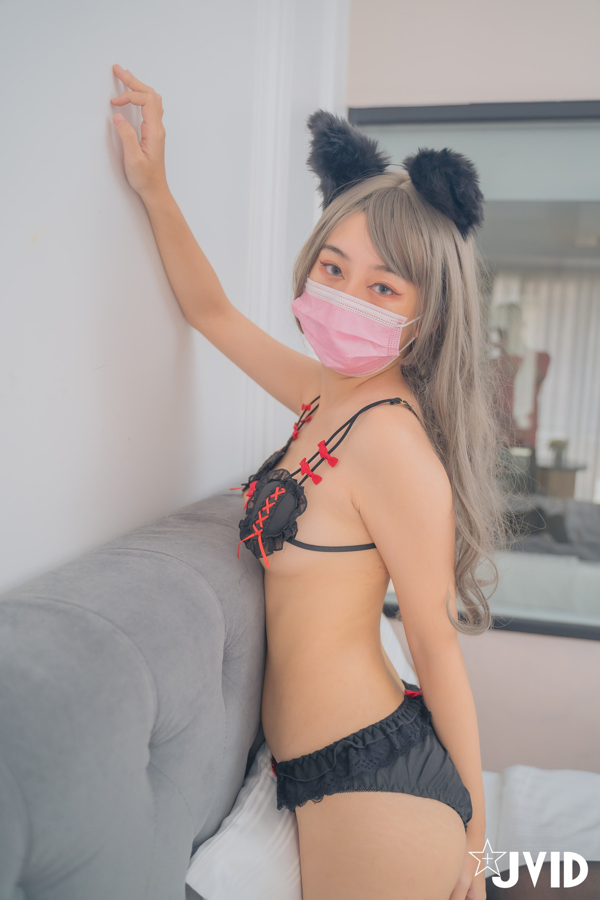 JVID精品 美乳妹妹-偷穿女友战服(47)