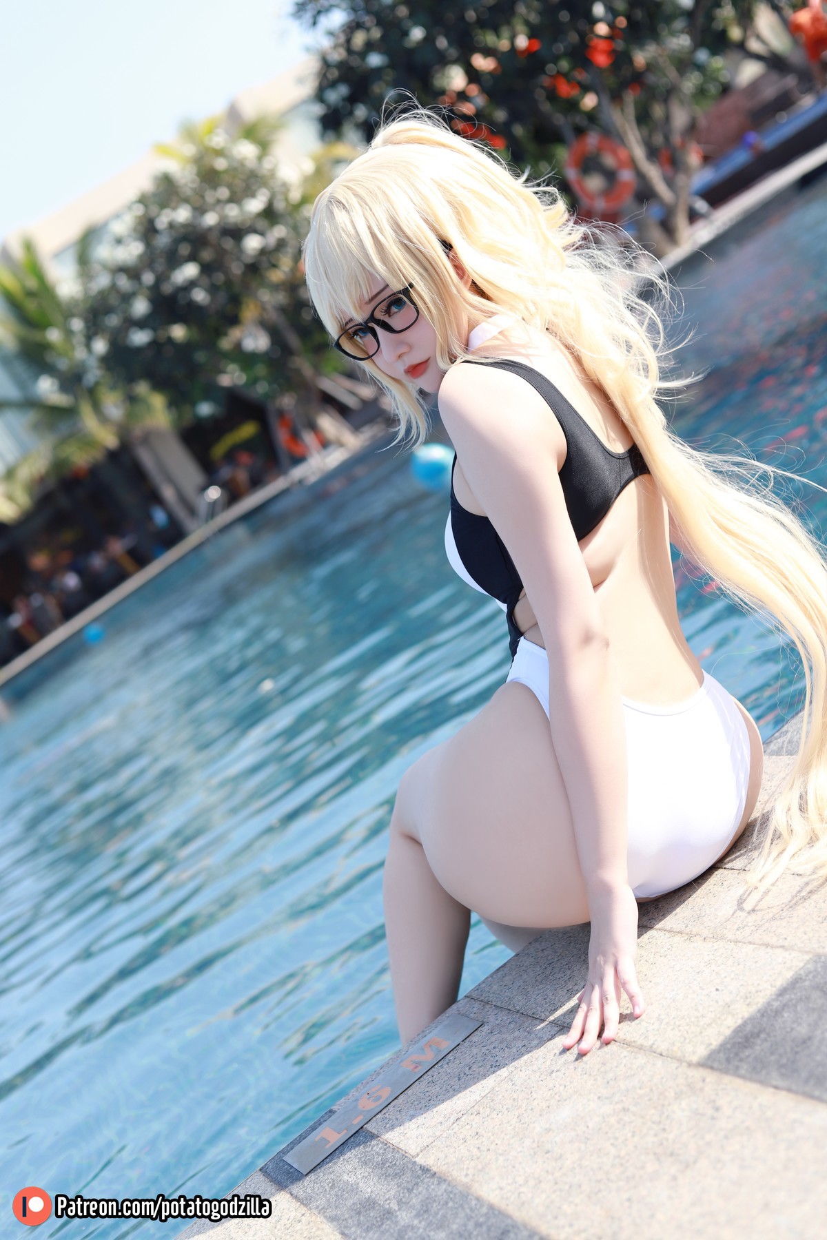 Potato Godzilla Cosplay Jeanne d’Arc Swimsuit(17)