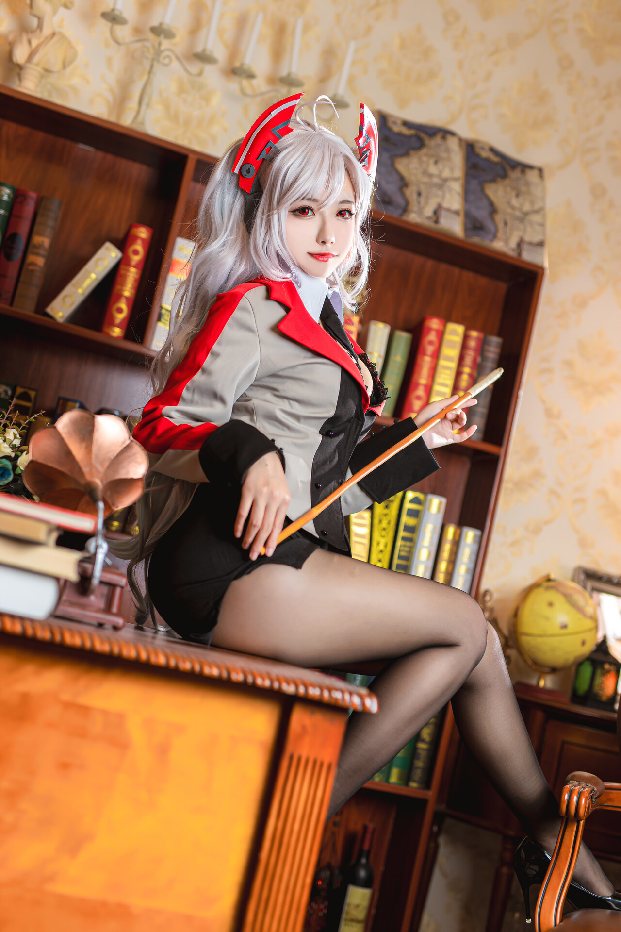 [Momoko葵葵] Prinz Eugen 欧根亲王 Teacher Ver.(12)