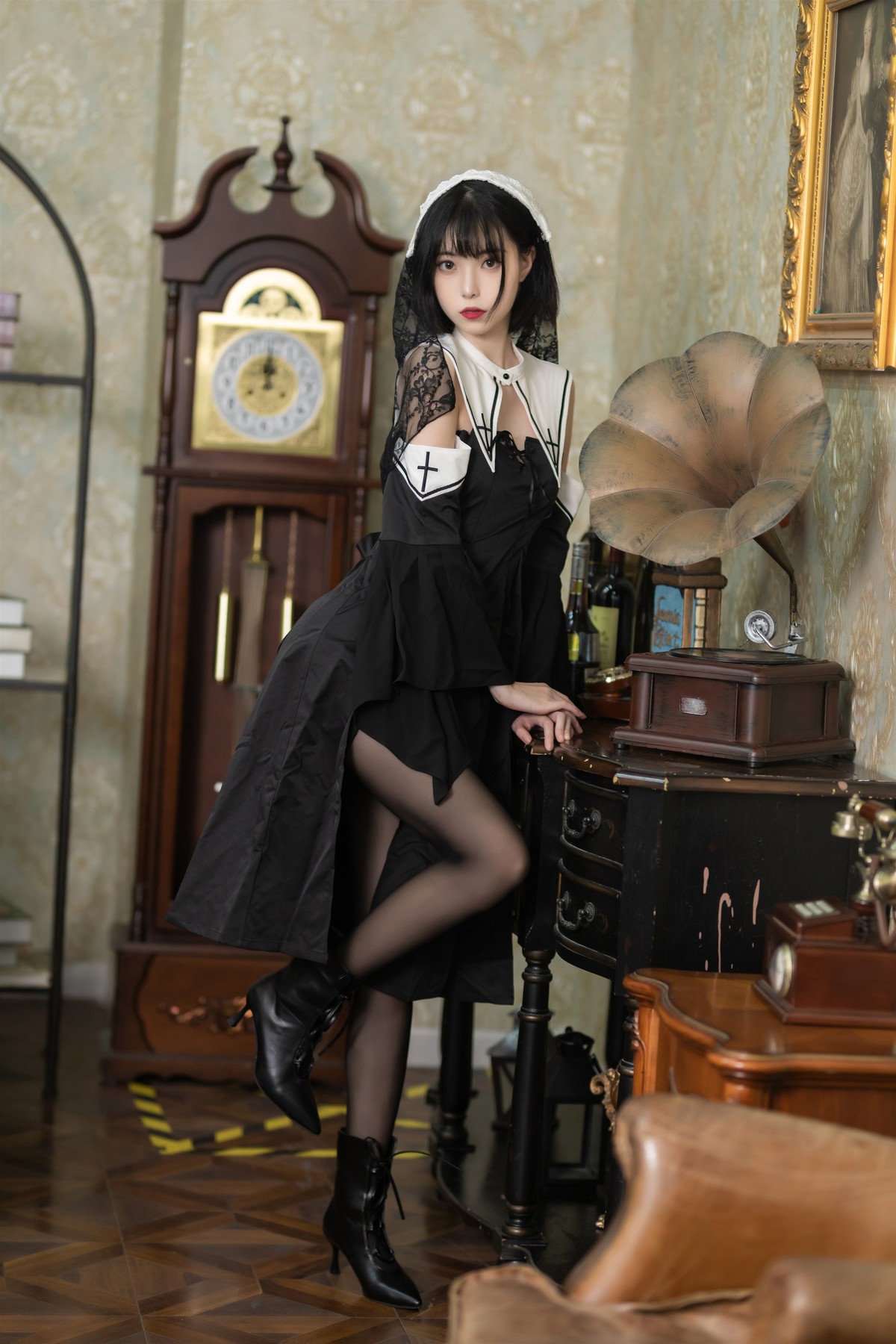 Cosplay 许岚 叁月life 暗黑修女(5)