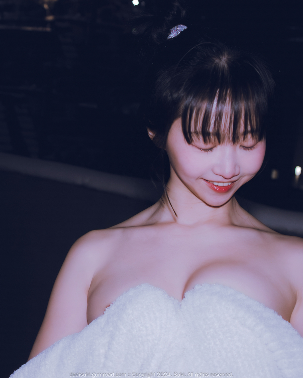 Suki 숙희, Photobook &#8220;Snowy Night&#8221; Set.01(11)