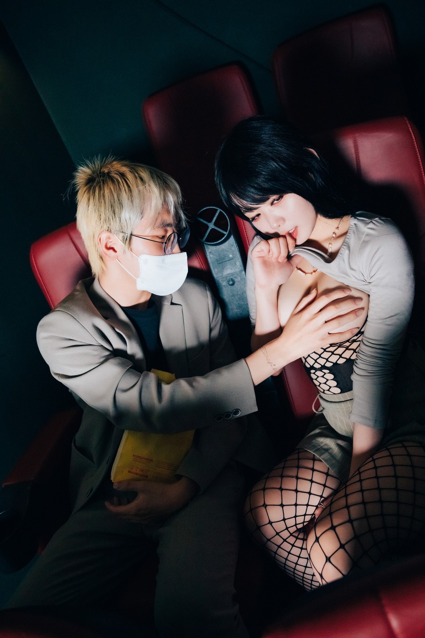 [LOOZY] Zia – xxx in the theater S.Ver(68)