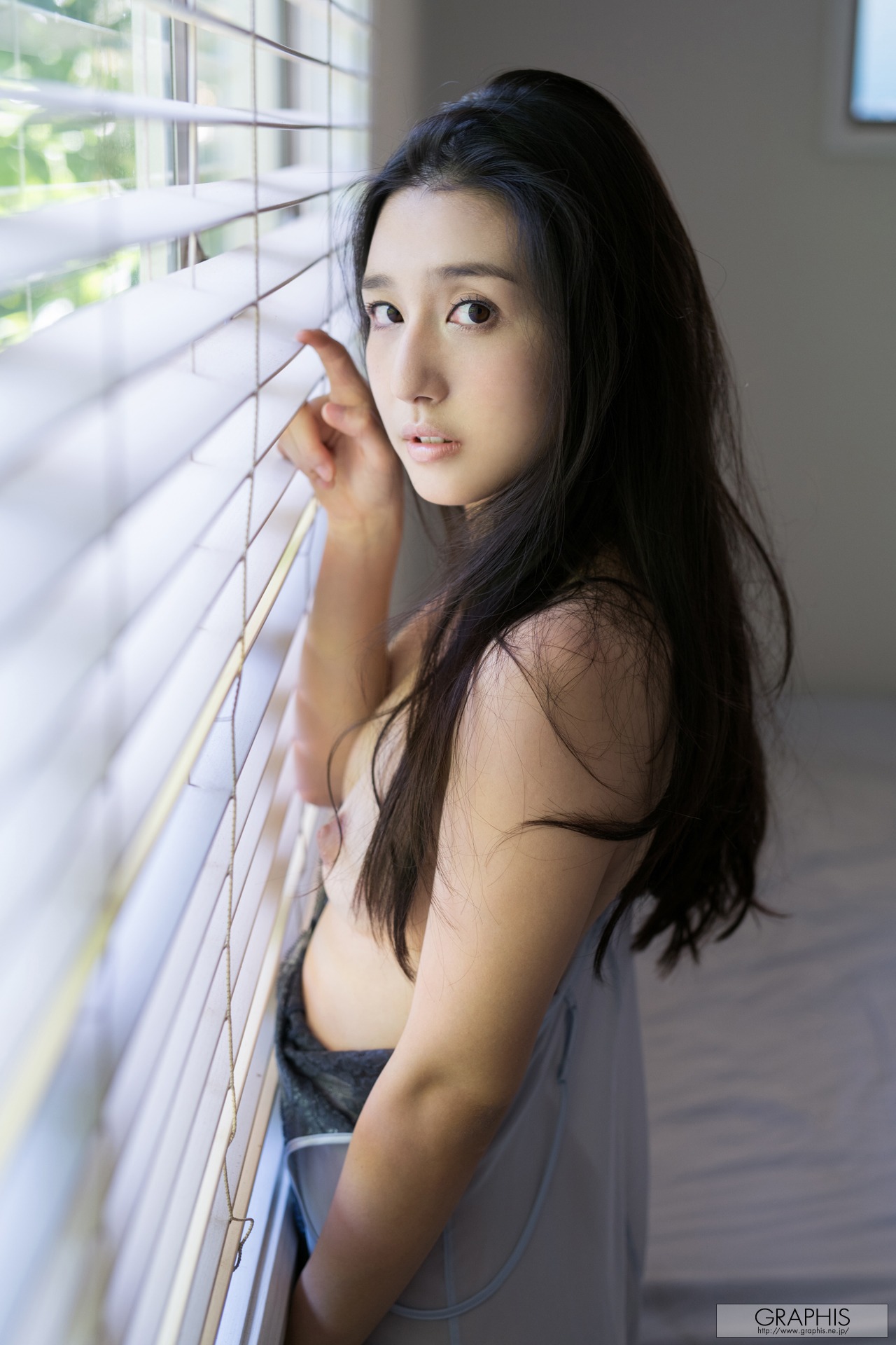 [Graphis] Iori Kogawa(古川伊織) – Midday Illusion  100P(29)