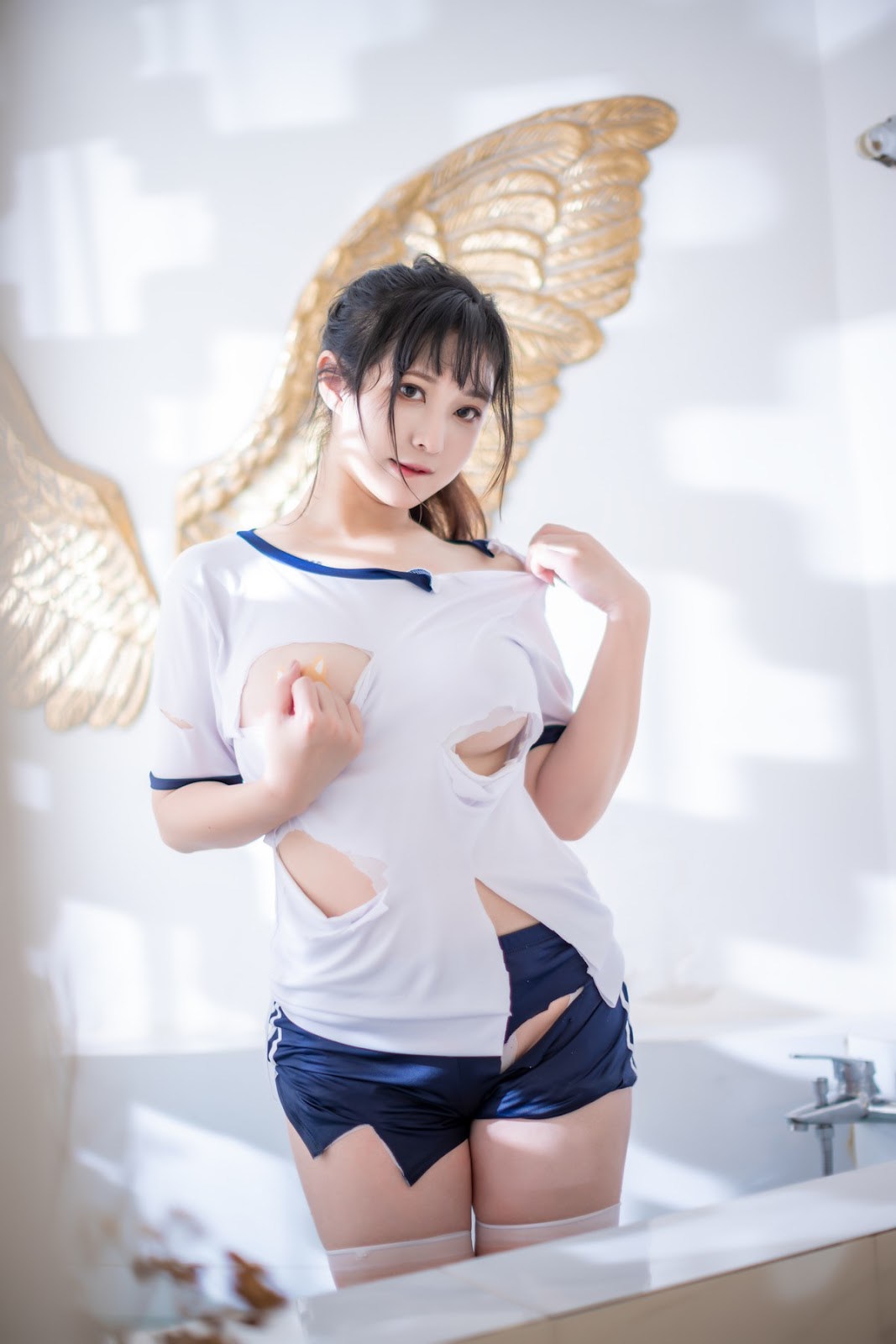 Cosplay 奇行家狗崽 浴场的体操服(33)