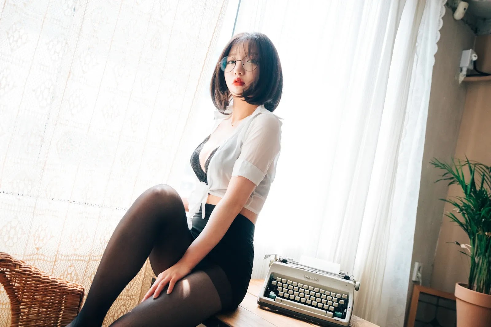 Son Yeeun 손예은, [LOOZY] Officegirl&#8217;s Vacation Vol.01(8)