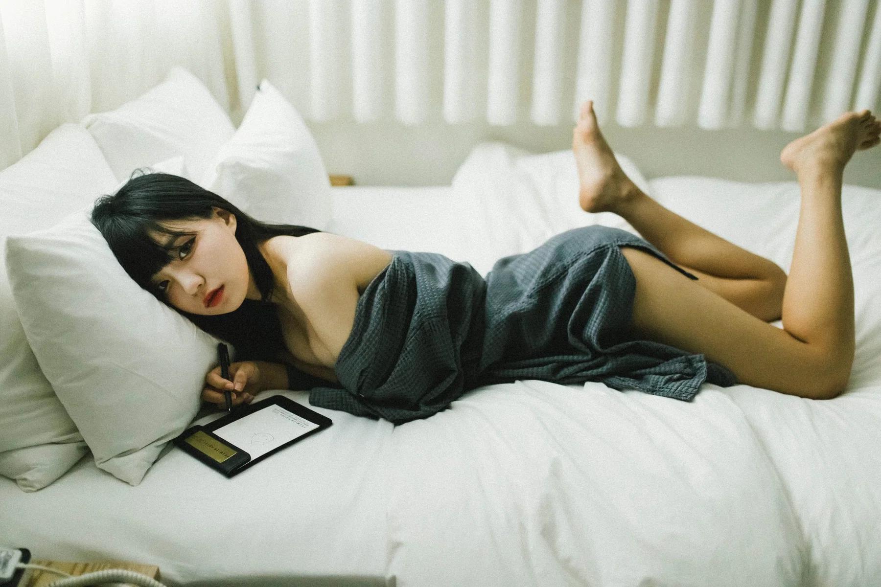 Jeong Jenny 정제니, [Moon Night Snap] The First Set.01(3)
