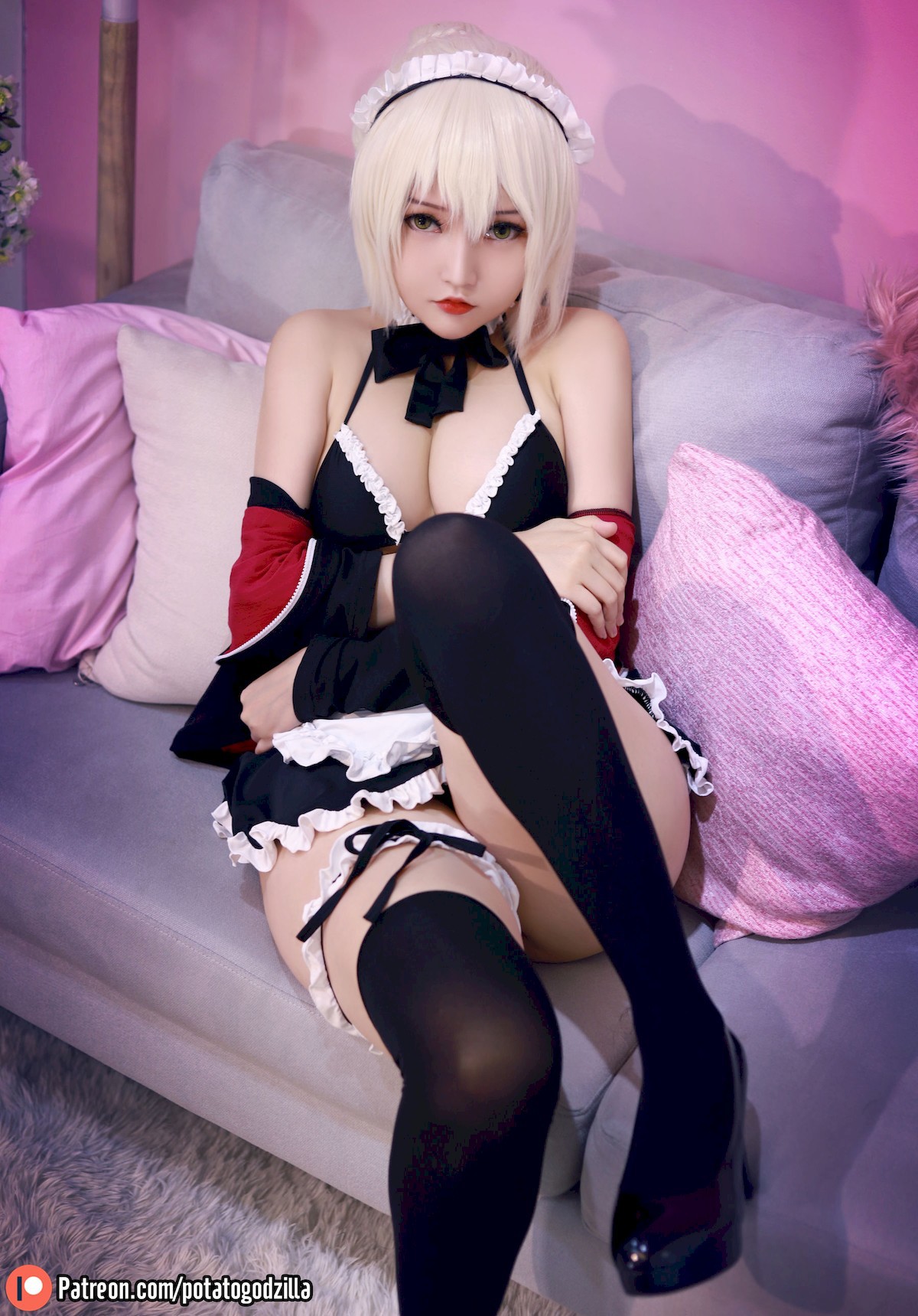 Potato Godzilla Cosplay セイバーオルタ メイド Ver.(20)