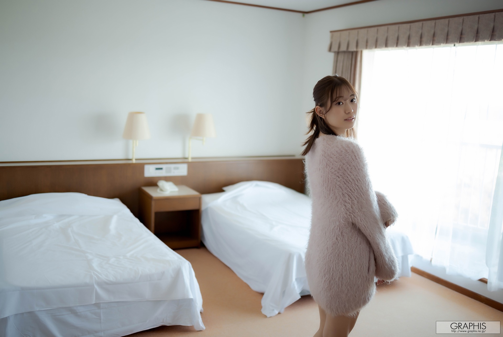 Akari Mitani 美谷朱里, [Graphis] Gals &#8220;Ravish&#8221; Vol.02(10)