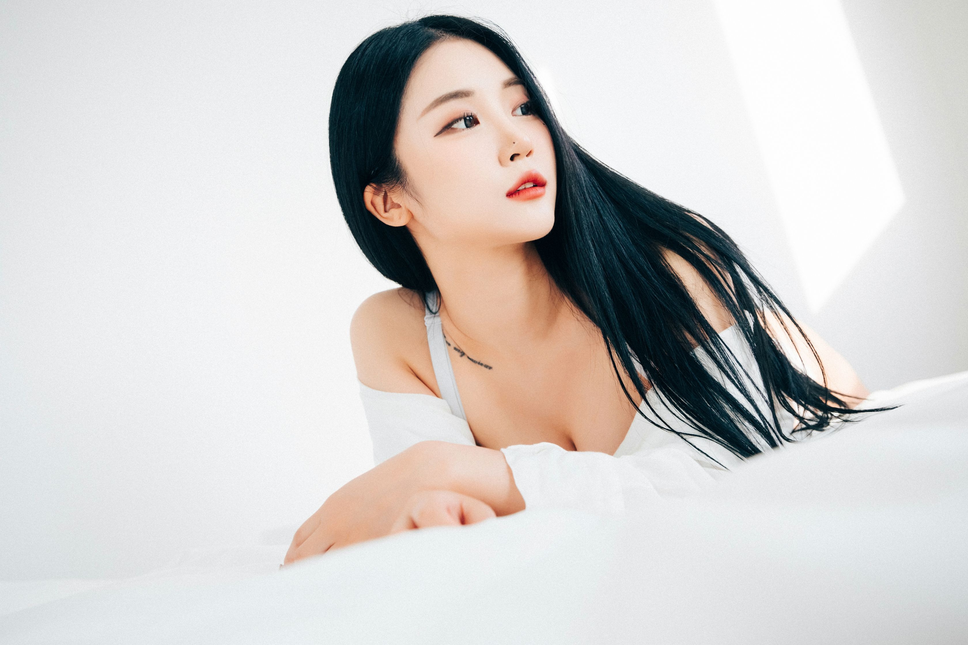 Bomi (보미) - [LOOZY] The undress [69P-906MB](35)