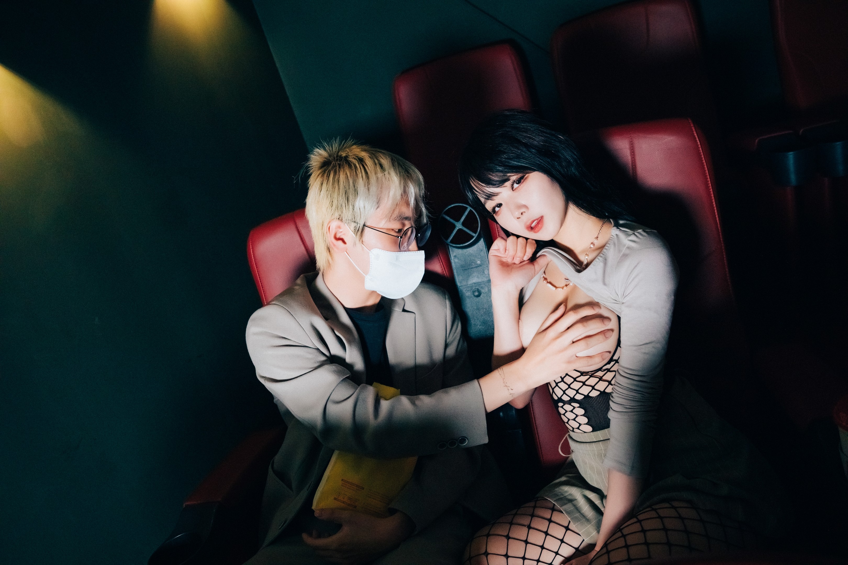 [LOOZY] Zia – xxx in the theater S.Ver(67)