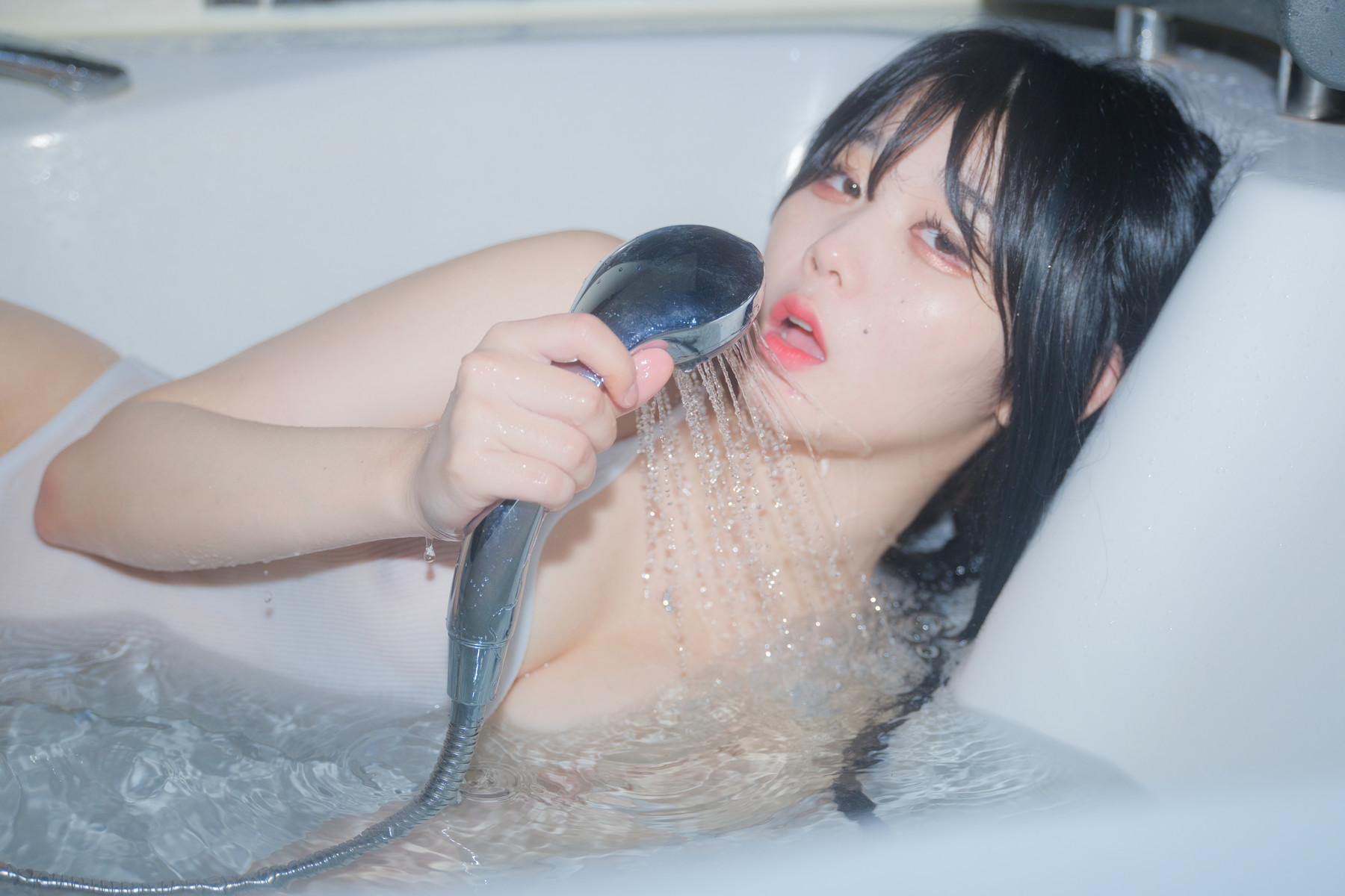 ZIA.Kwon 권지아, [Yo-U] Shower Set.03(22)