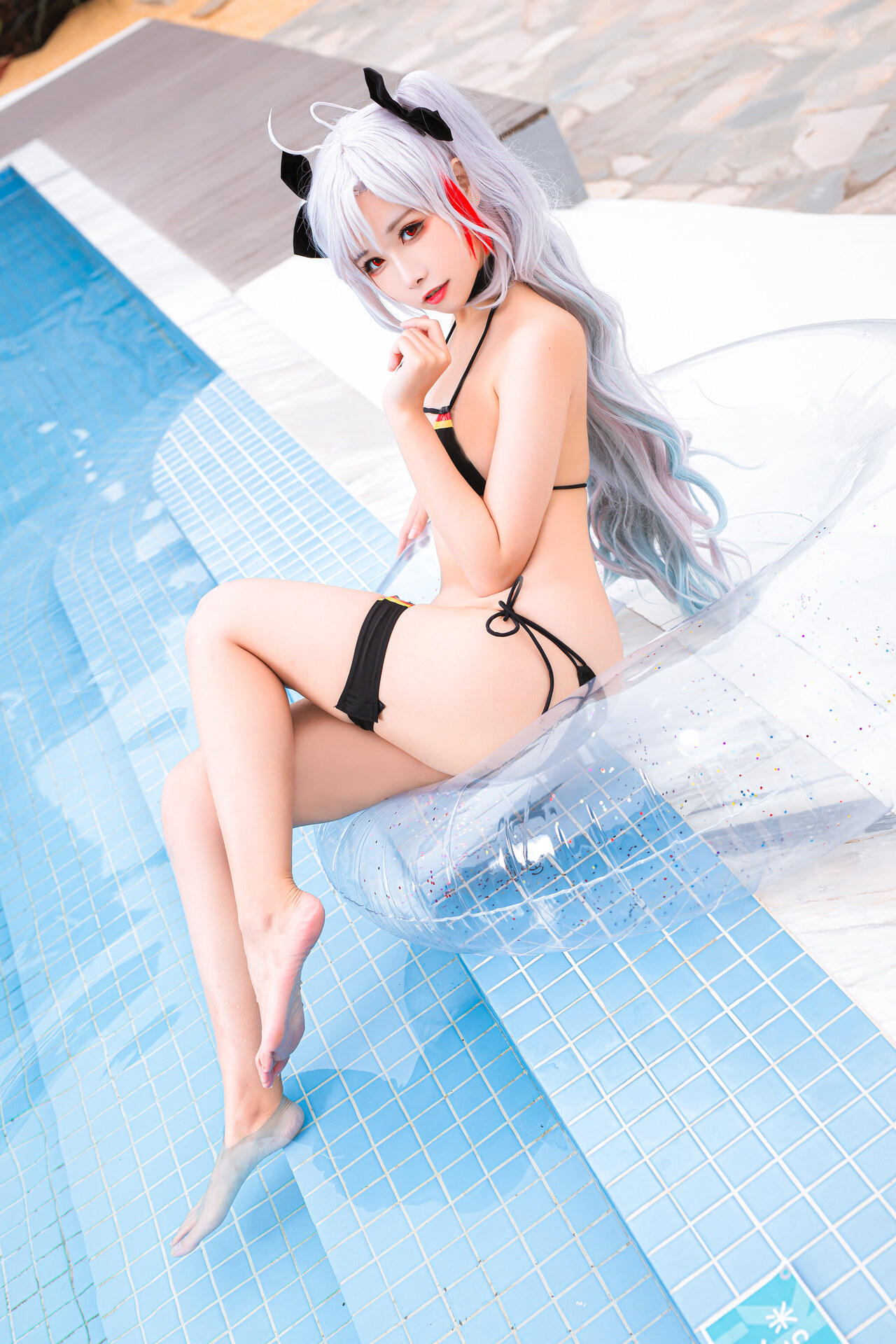 [Momoko葵葵] Prinz Eugen 欧根亲王 Bikini 水着(19)