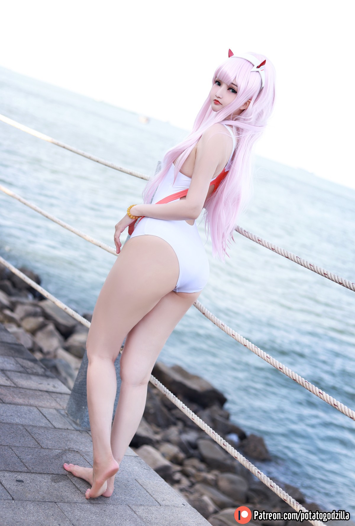 Cosplay Potato Godzilla Zero Two Swimsuit(28)