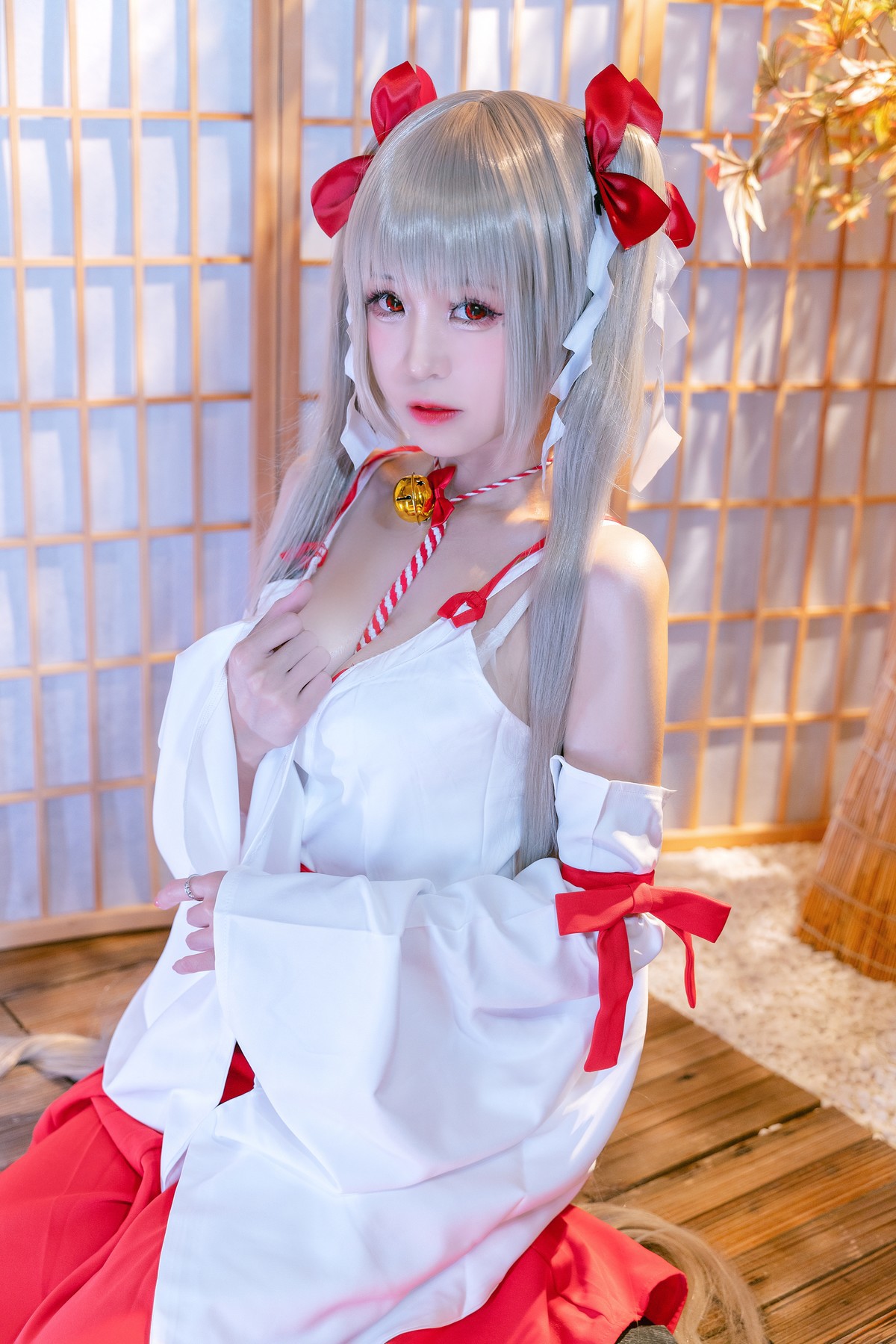 Cosplay 可畏巫女 miko酱(17)