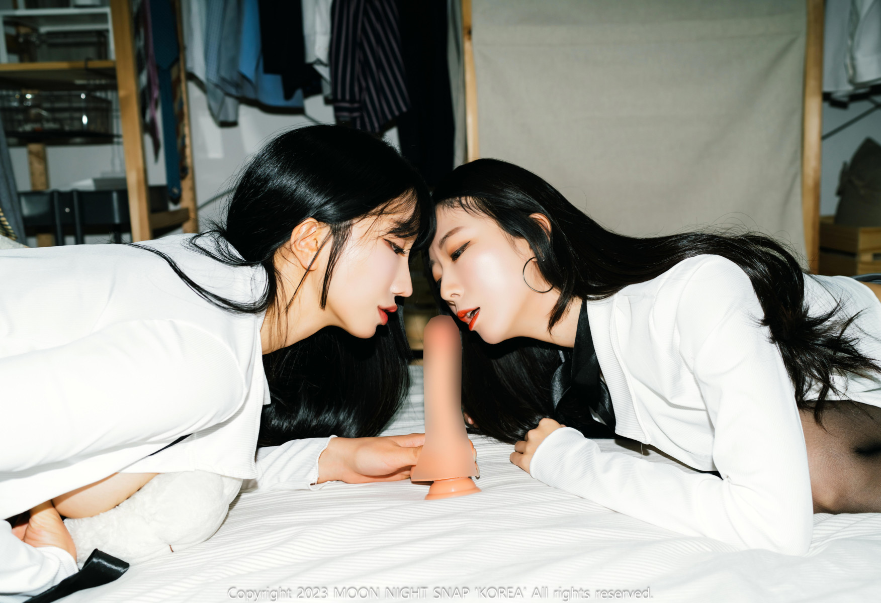 Mona 모나, Jucy 쥬시, Moon Night Snap &#8220;Stick&#8221; Set.02(29)