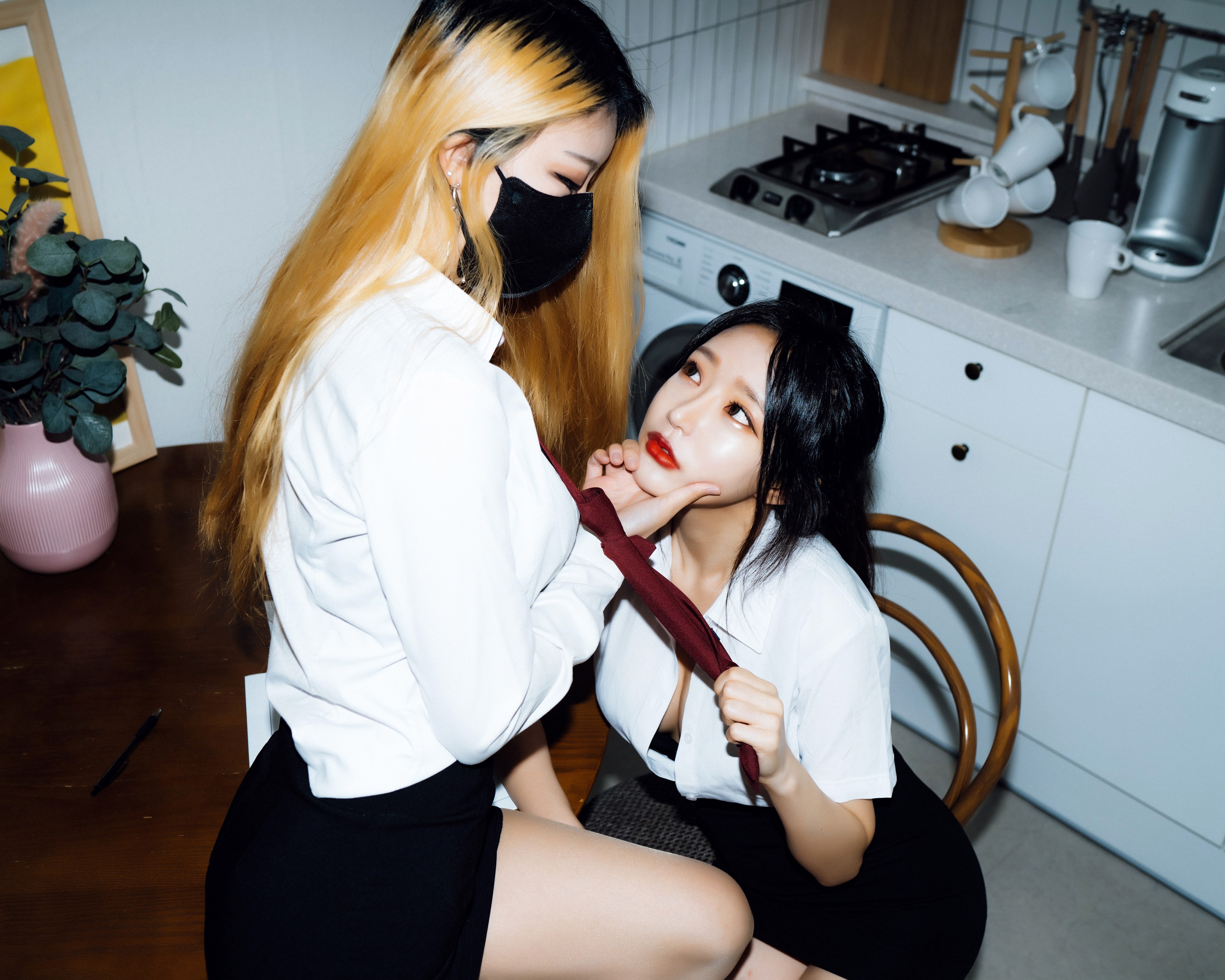 [Moon Night Snap] Mona x Jucy - Loveholic 76P(2)