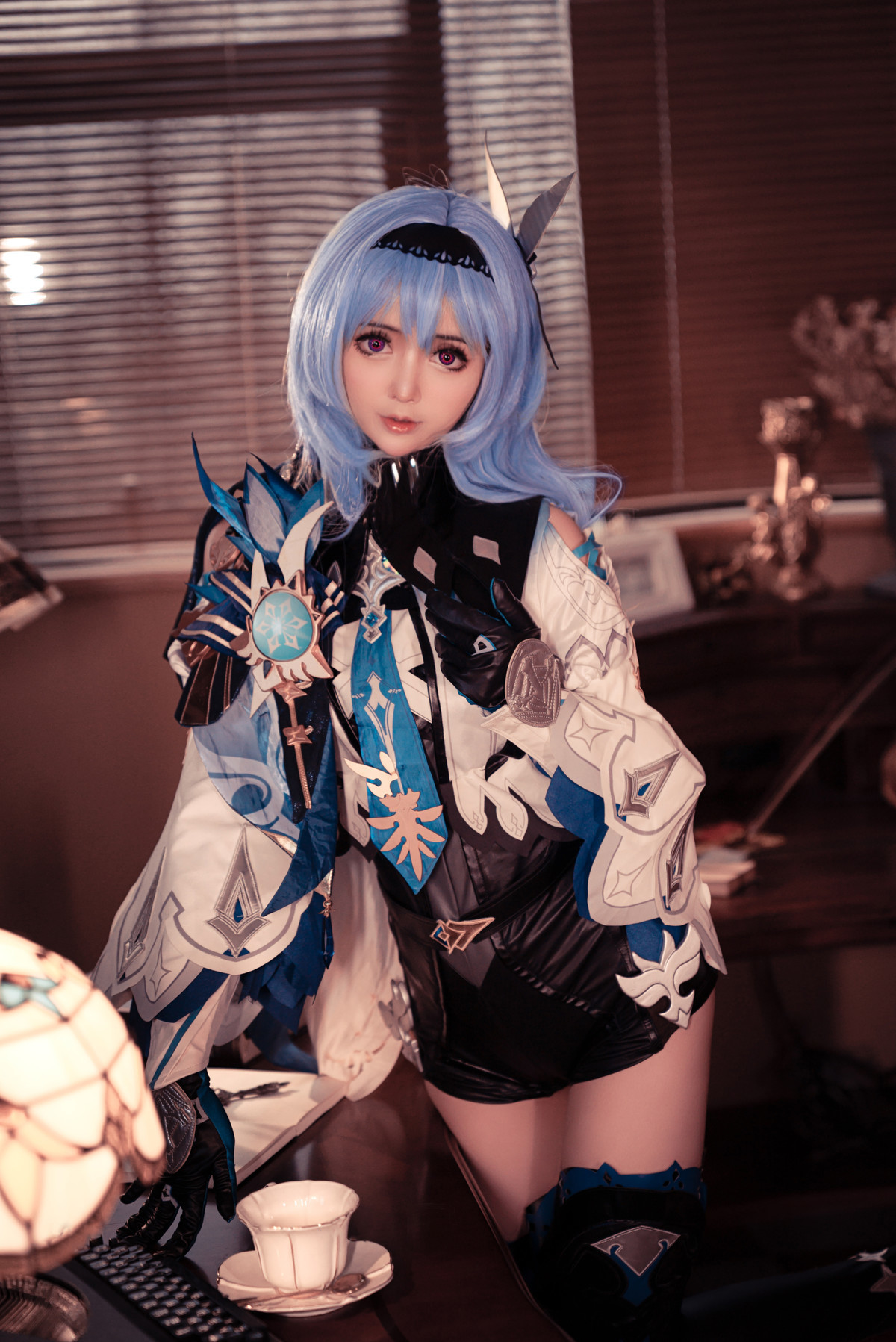 小礼好困 Cosplay 优菈(2)