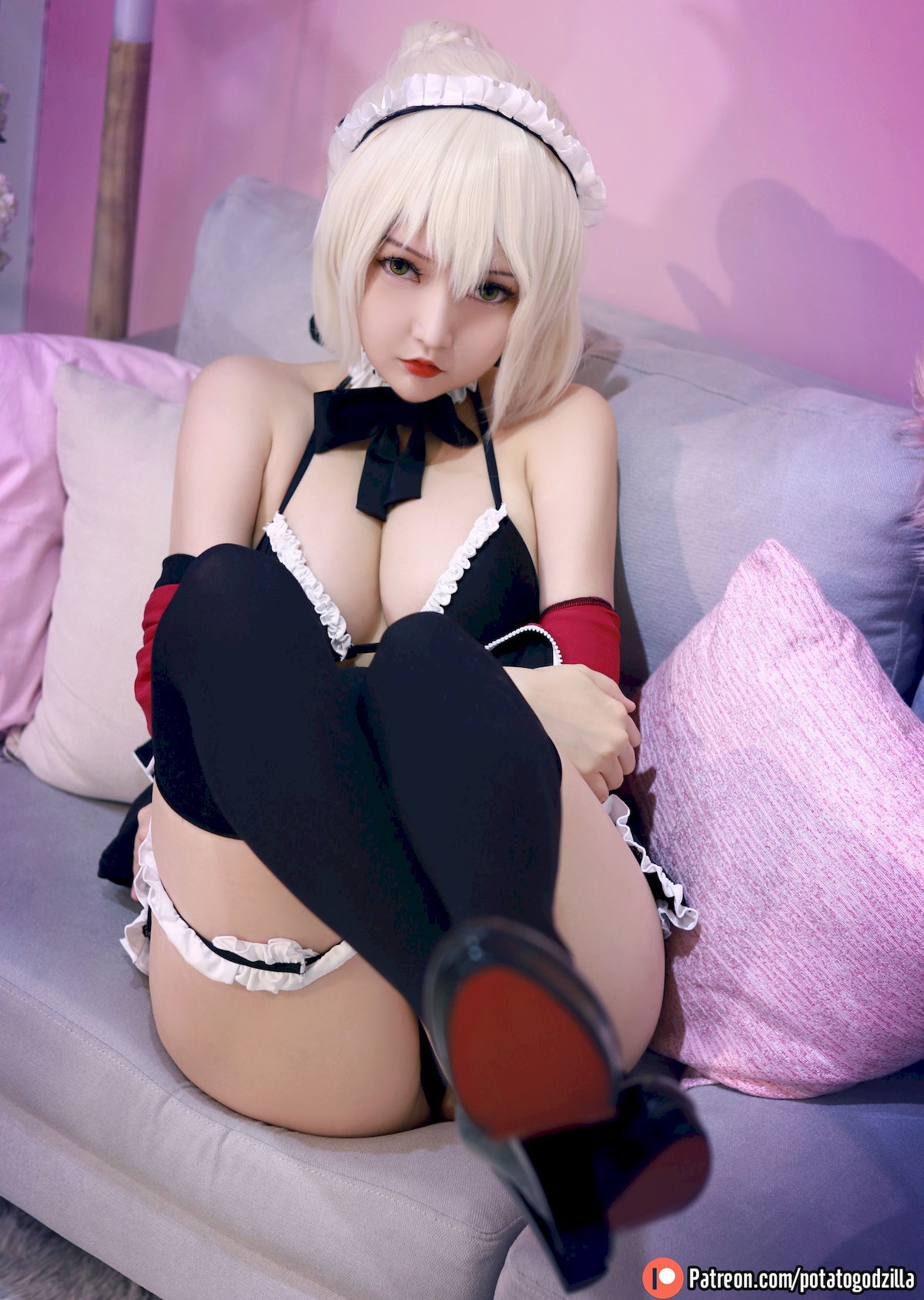 Potato Godzilla Cosplay セイバーオルタ メイド Ver.(21)