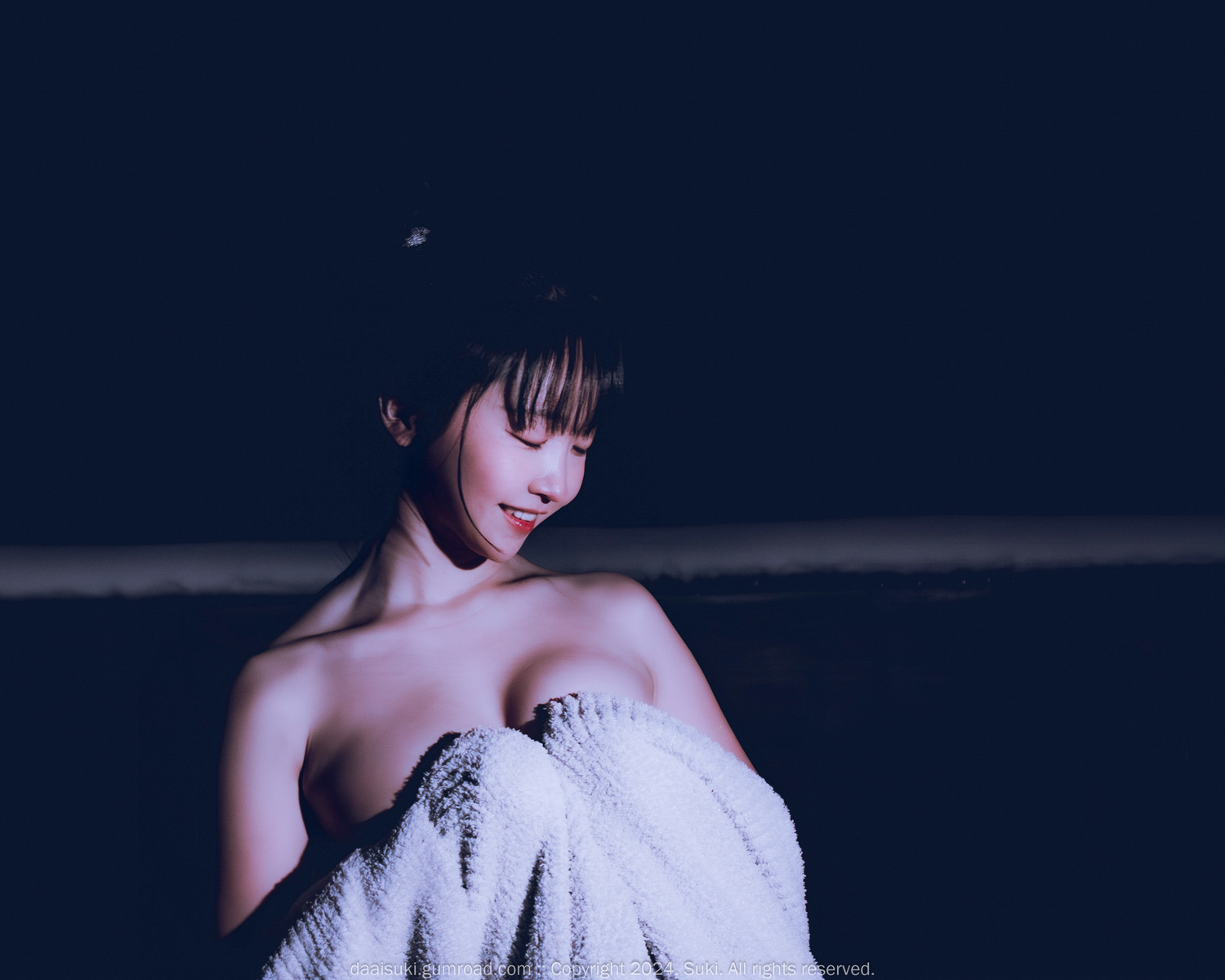 Suki 숙희, Photobook &#8220;Snowy Night&#8221; Set.01(14)