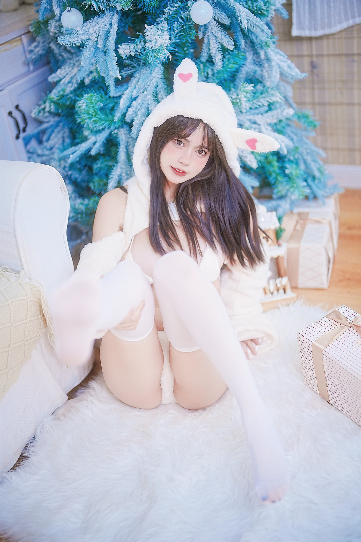 Cosplay Tina很妖孽呀 小兔子乖乖(16)