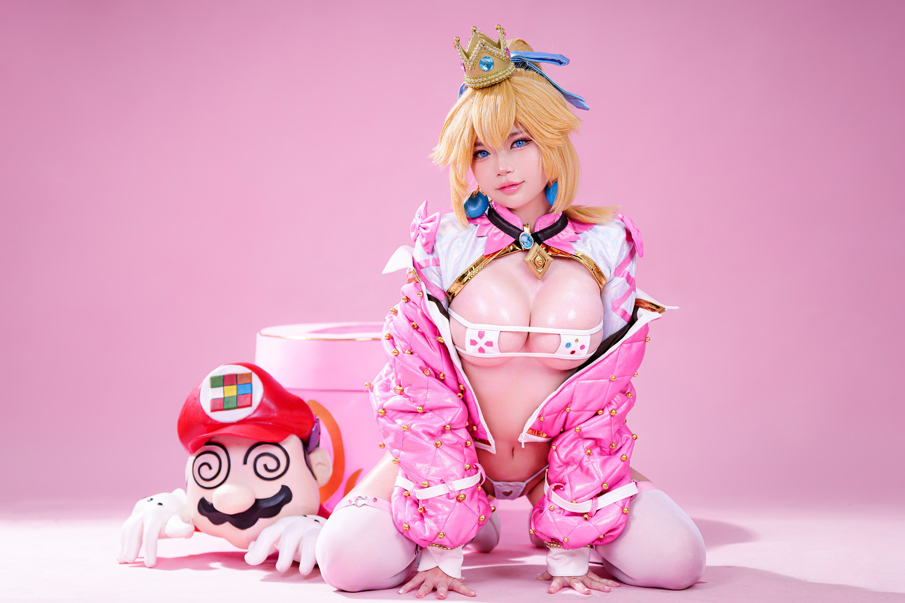 Cosplay ZinieQ Princess Peach Figure(14)