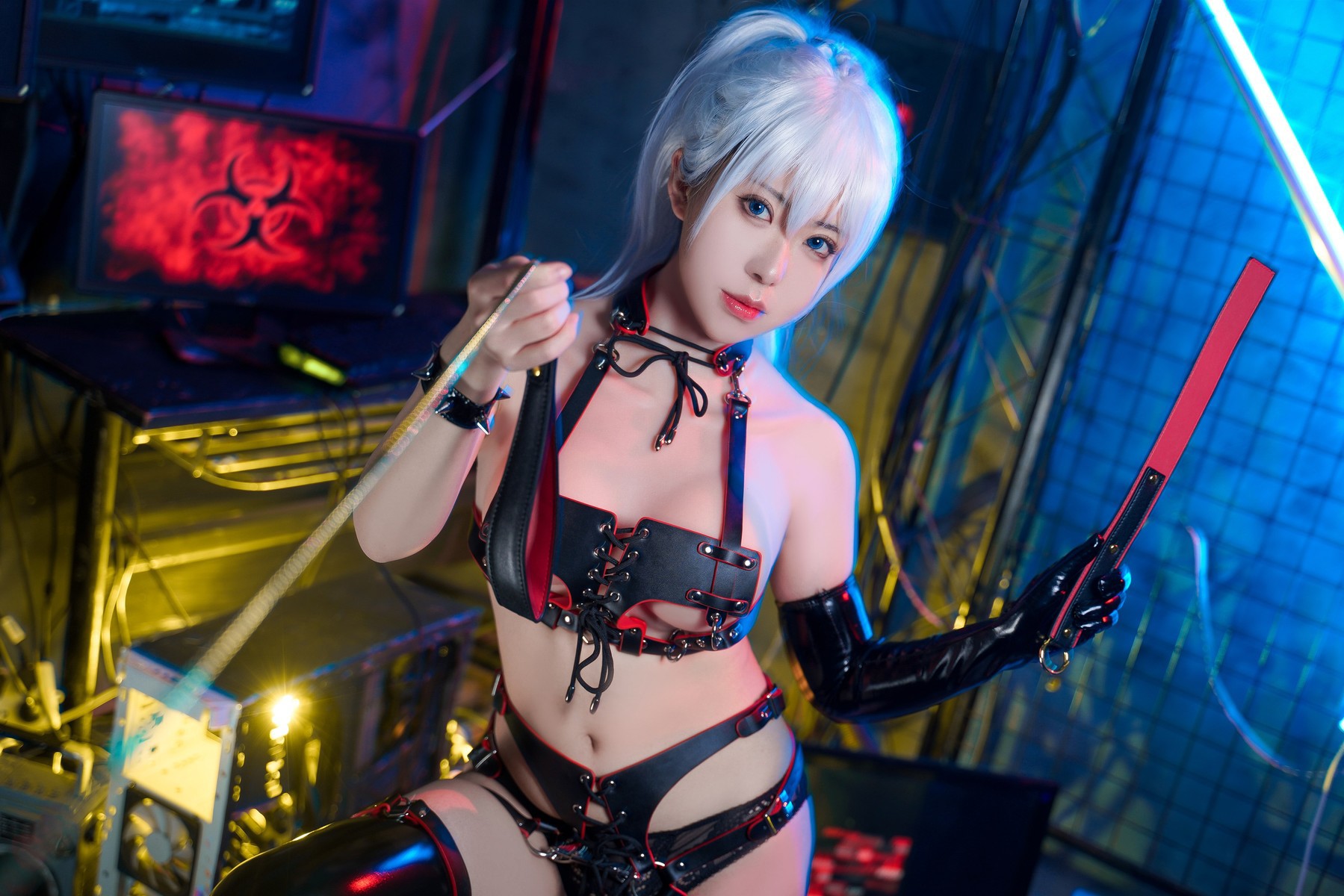 Cosplay 虎森森 Leather Queen(15)