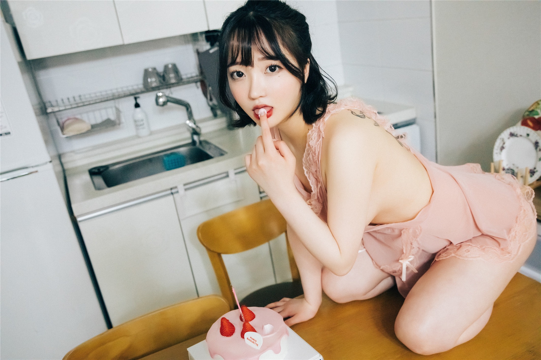 [Loozy] Son Ye-Eun (손예은) - Happy Birthday 132P(71)