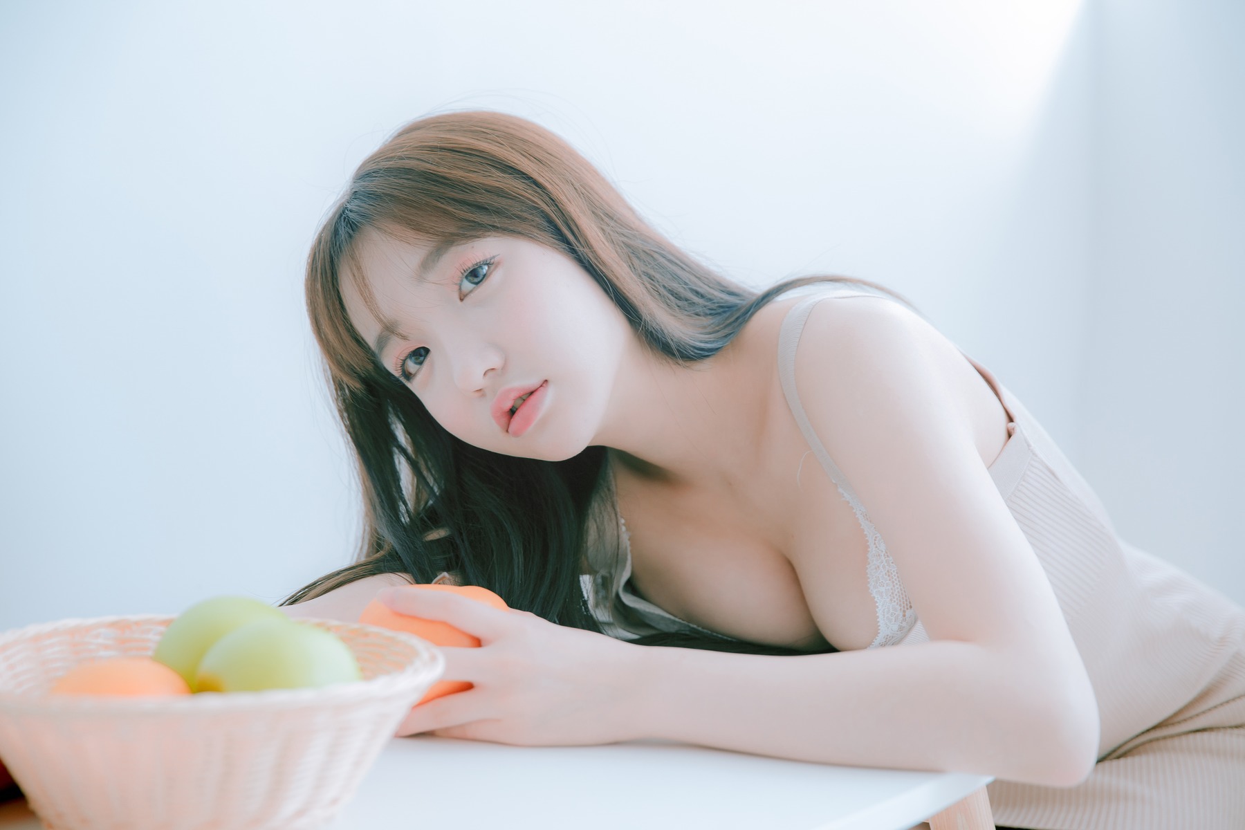 Son Yeeun 손예은, [JOApictures] Son Ye-Eun (손예은) x JOA 20. APR Vol.1 &#8211; Set.01(40)