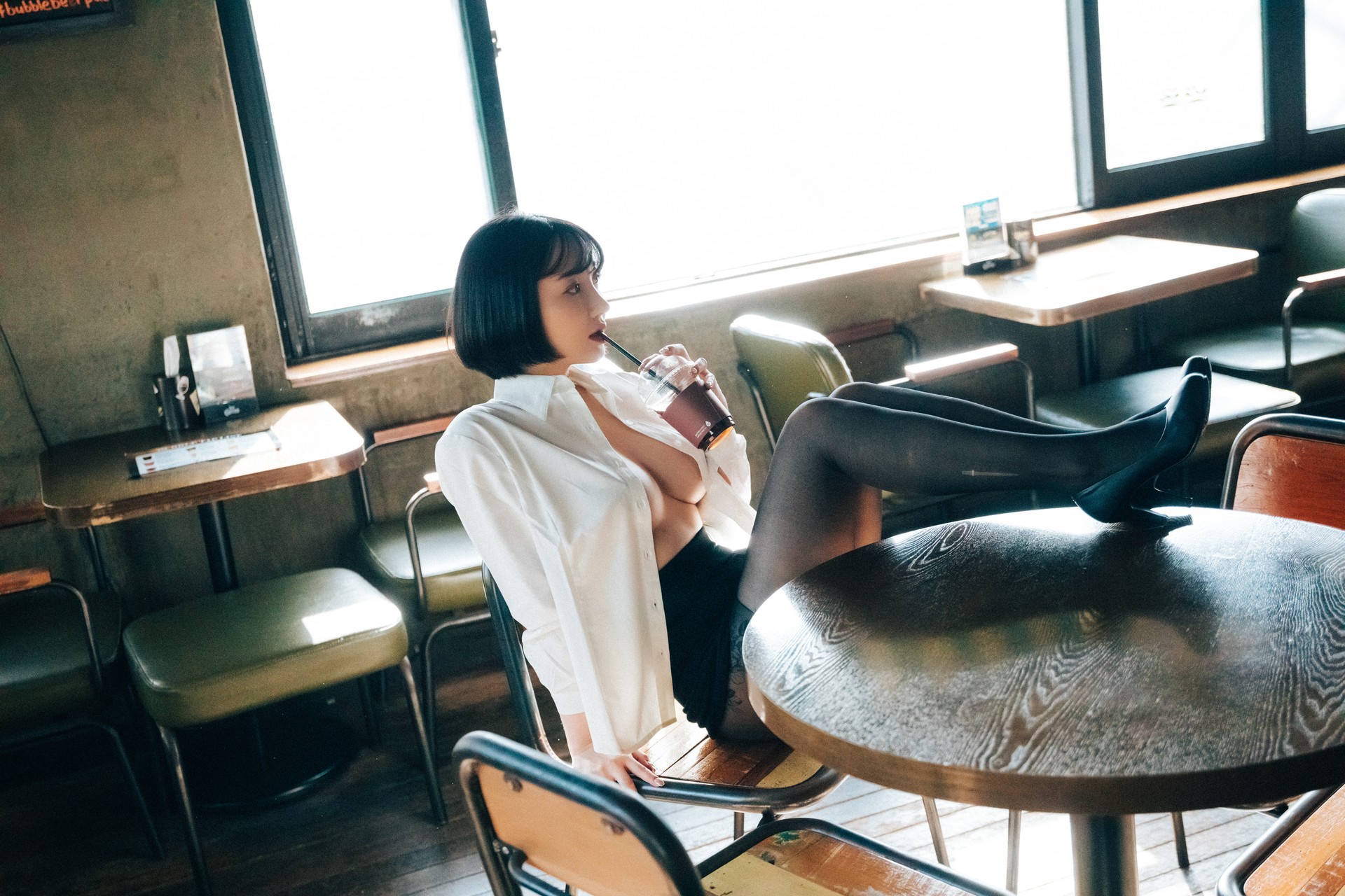 Son Yeeun 손예은, [Loozy] Tainted Love Bar Set.01(41)