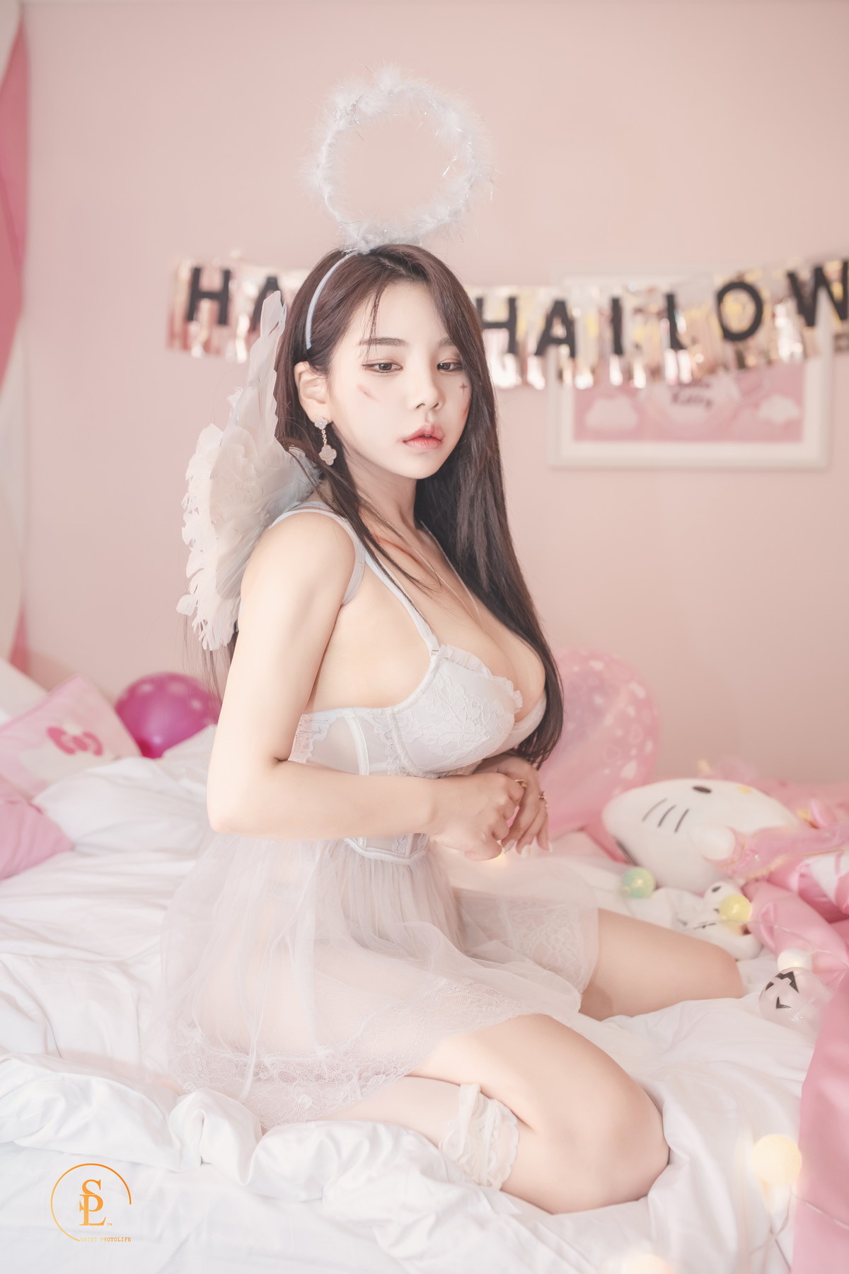 Zzyuri 쮸리, [SAINT Photolife] Pink Halloween(21)