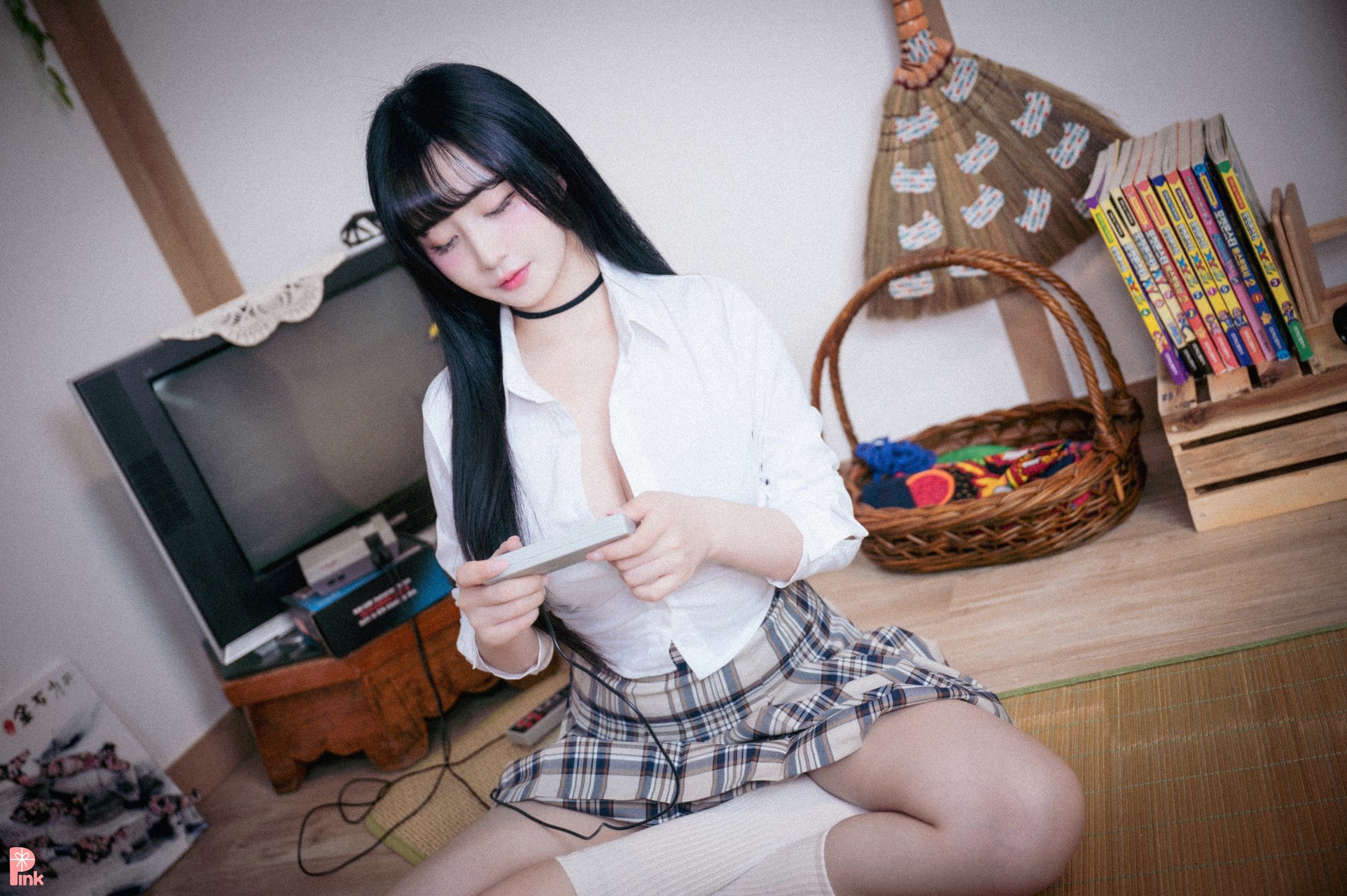 Han Jina 한지나, [PINK] 지나의 교복 생활 (Bright Ver)(21)