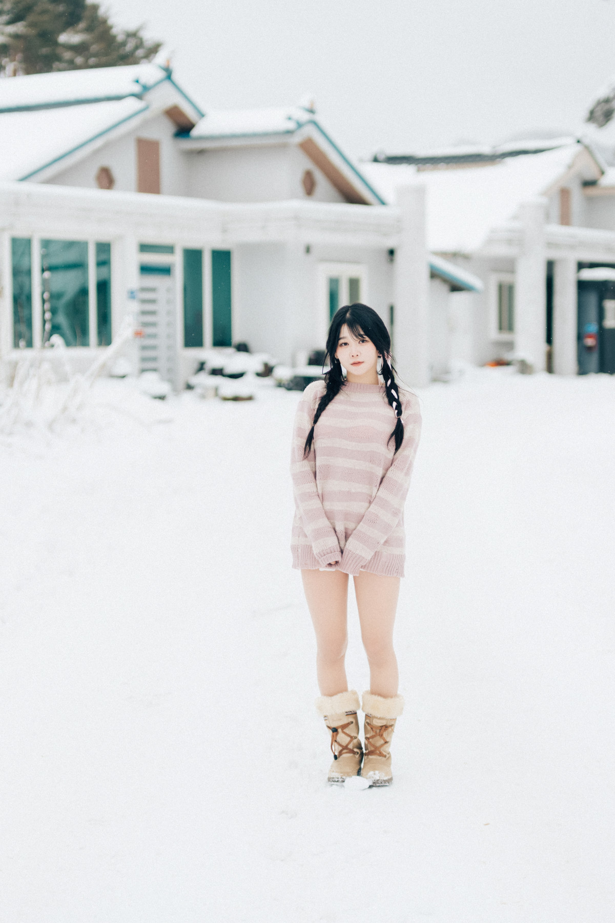 ZIA.Kwon 권지아, [Loozy] Snow Girl Set.02(28)