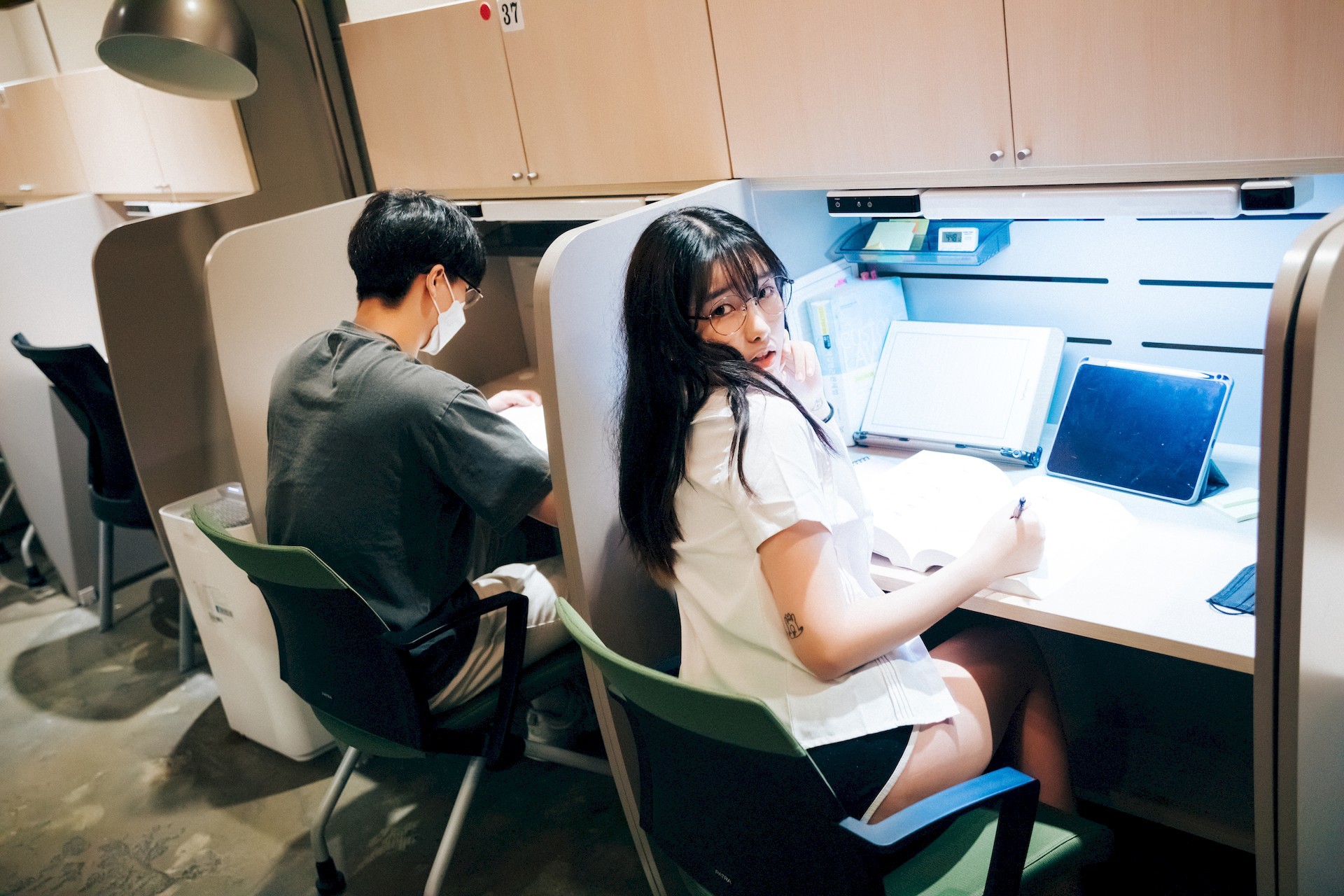 Sonson 손손, [Loozy] Reading Room Set.01(17)