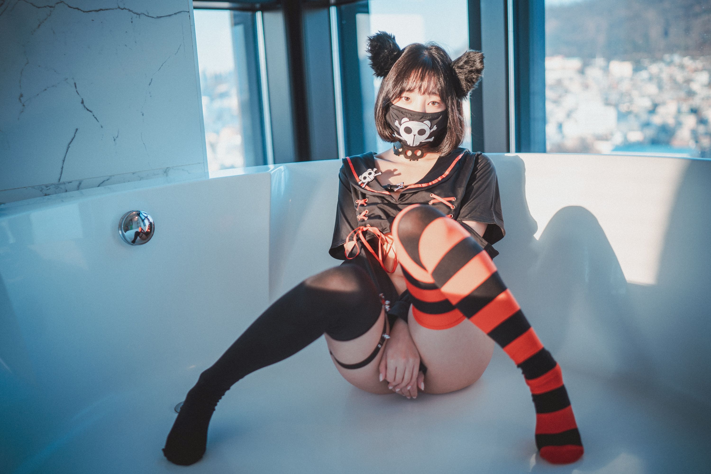 DJAWA Photo - Kang In-kyung (강인경) - “Masked Pirate”(18)