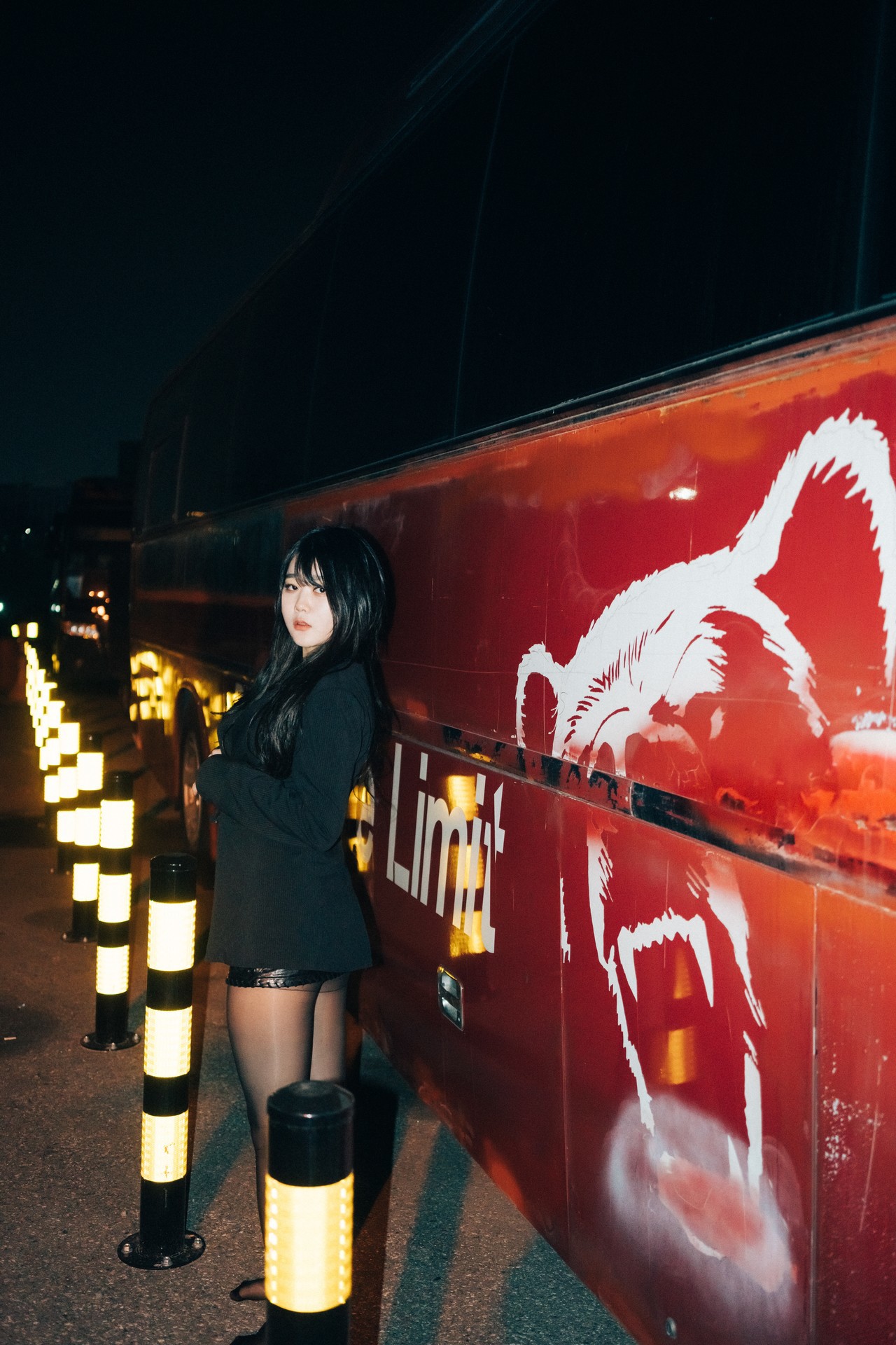 ZIA.Kwon 권지아, [Loozy] XXX At Night Road Set.01(6)