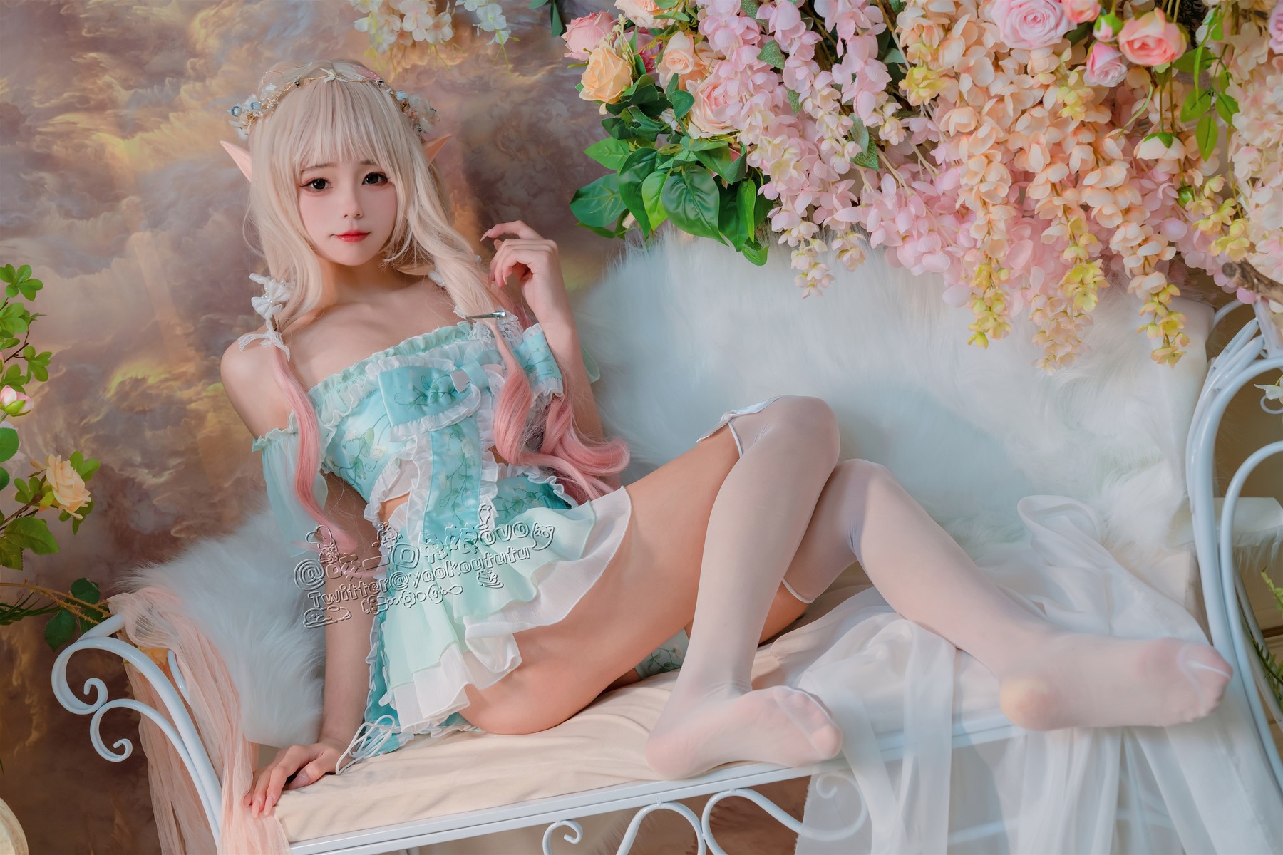 Cosplay 咬一口兔娘 豌豆公主的秘密花房(2)